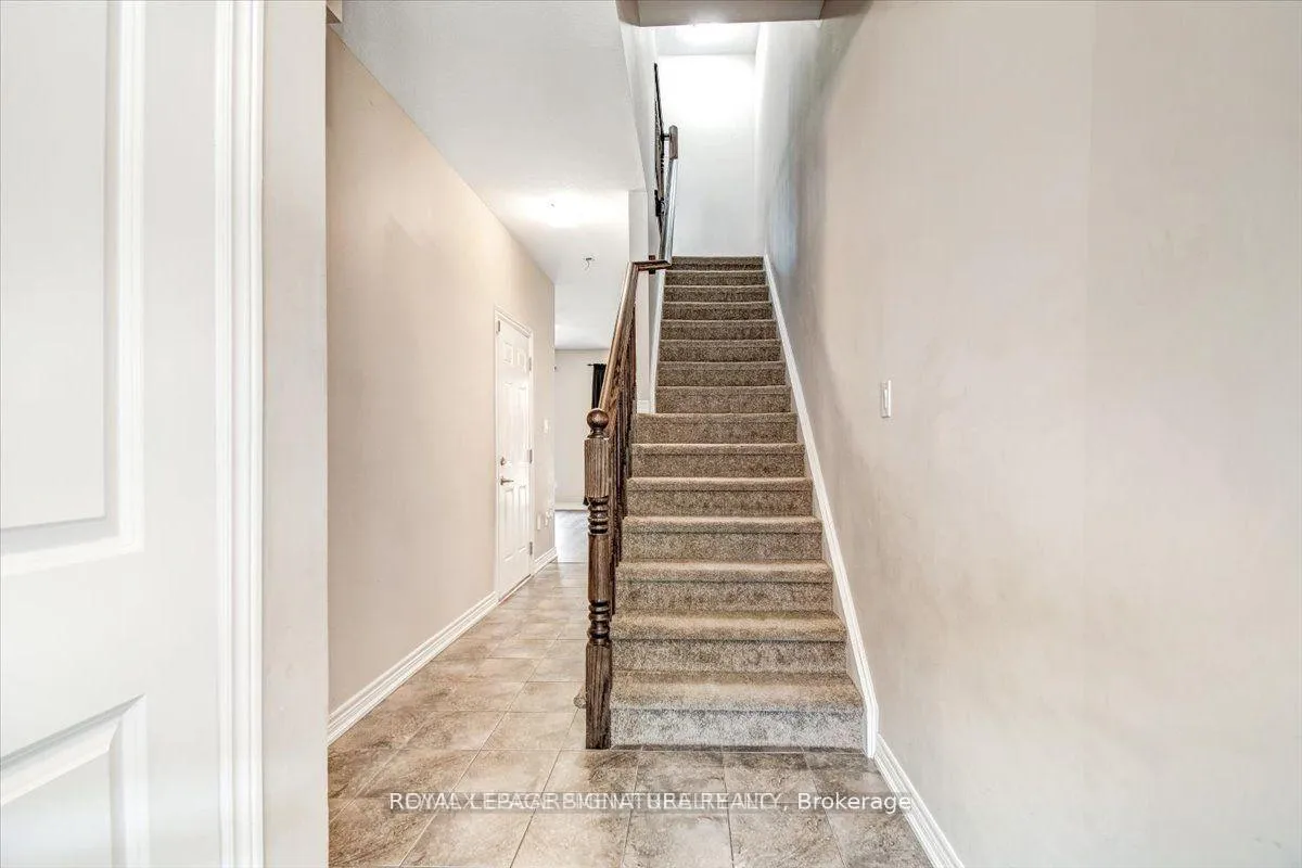 Photo 6 of 68 Esplanade Lane, Grimsby, Grimsby Beach — HOMEH