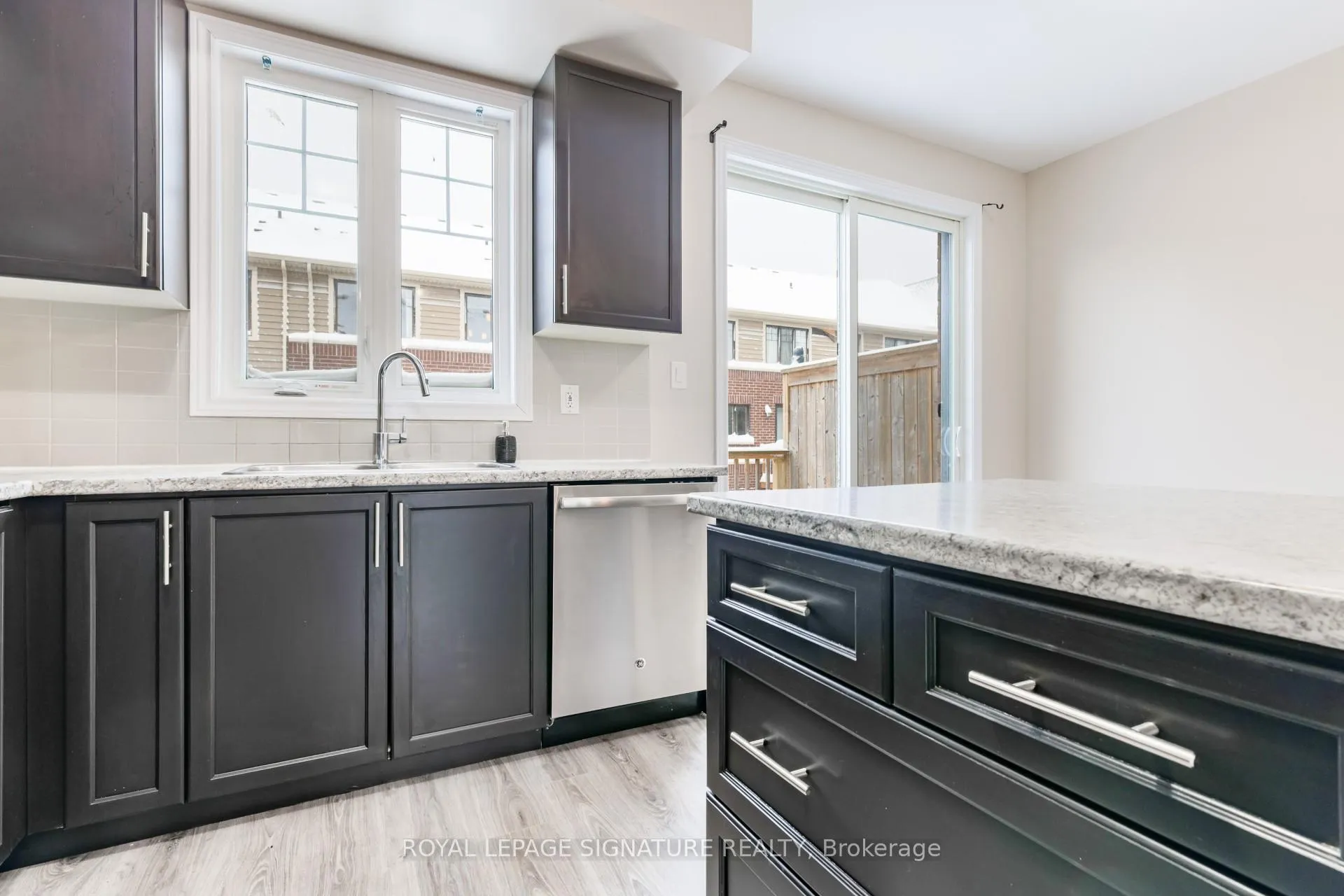 Photo 9 of 68 Esplanade Lane, Grimsby, Grimsby Beach — HOMEH