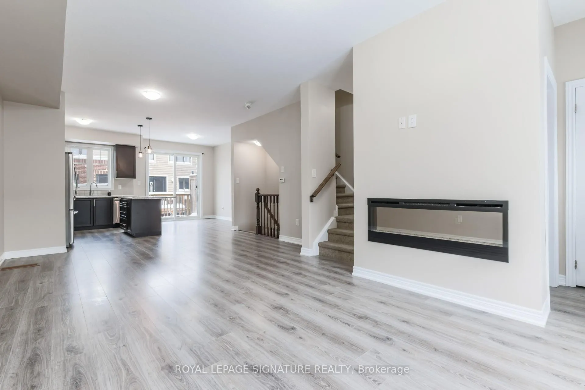 Photo 14 of 68 Esplanade Lane, Grimsby, Grimsby Beach — HOMEH