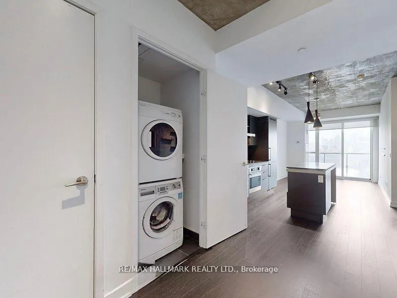 Photo 6 of Unit 706, 1030 king Street W, Toronto, Niagara — HOMEH