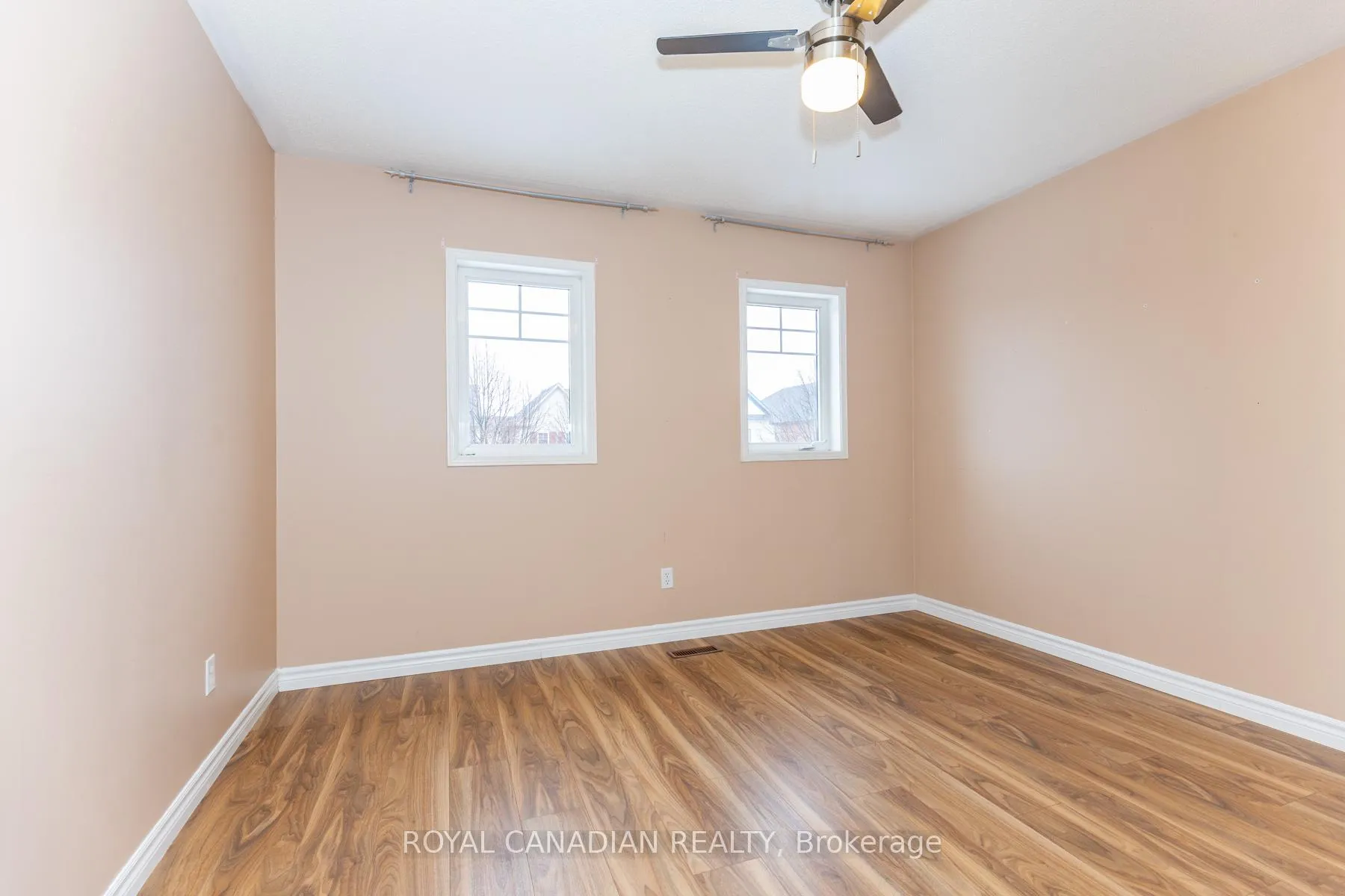 Photo 9 of 159 Harrongate Place, Whitby, Taunton North — HOMEH
