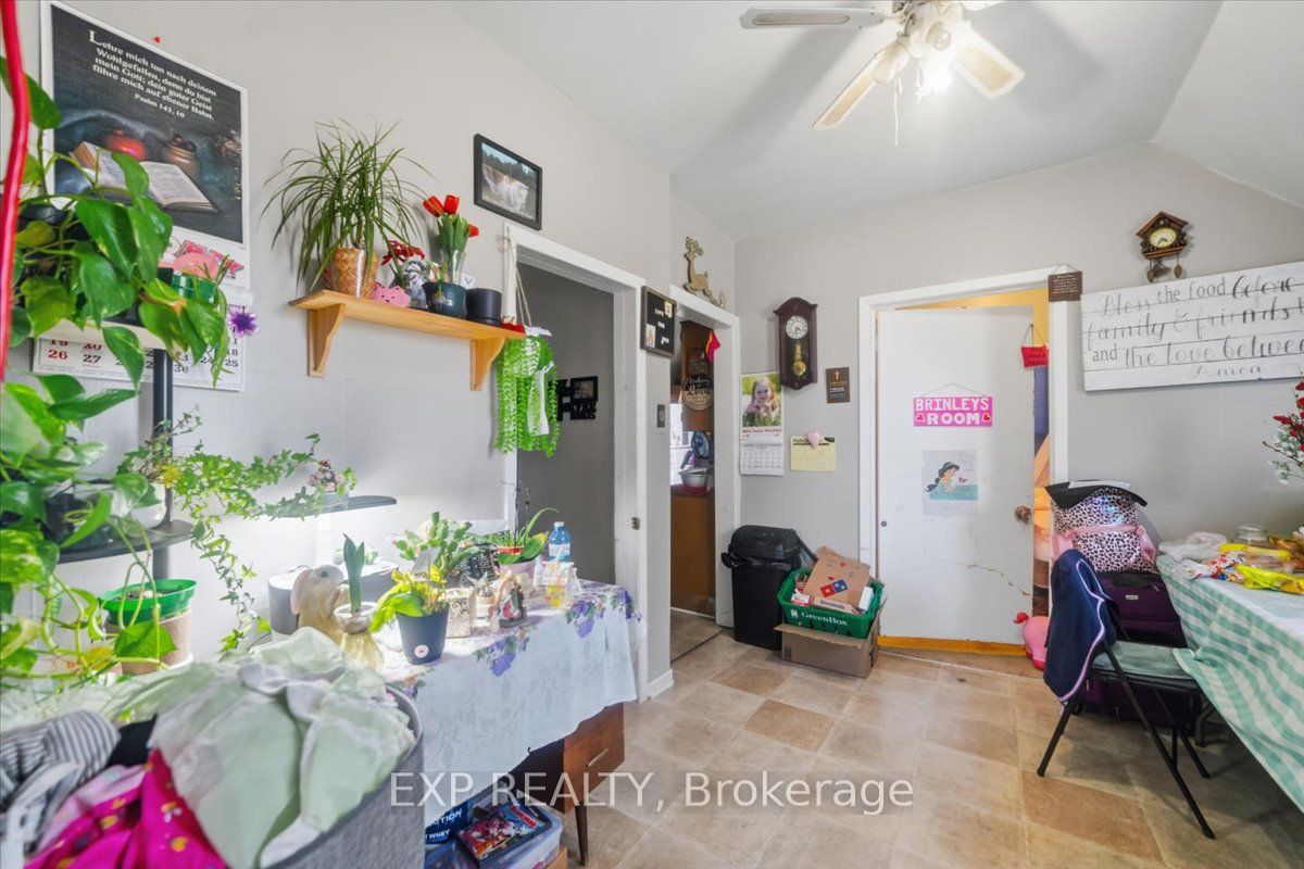 Photo 11 of 36 Cedar Street, Aylmer — HOMEH