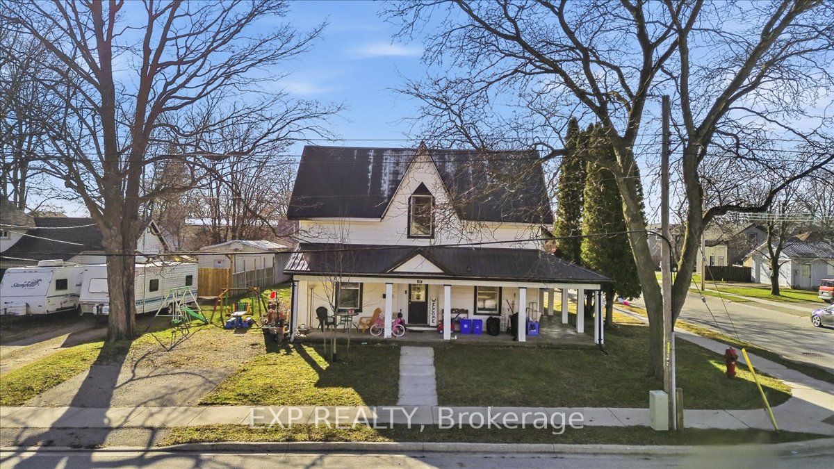 Photo 3 of 36 Cedar Street, Aylmer — HOMEH