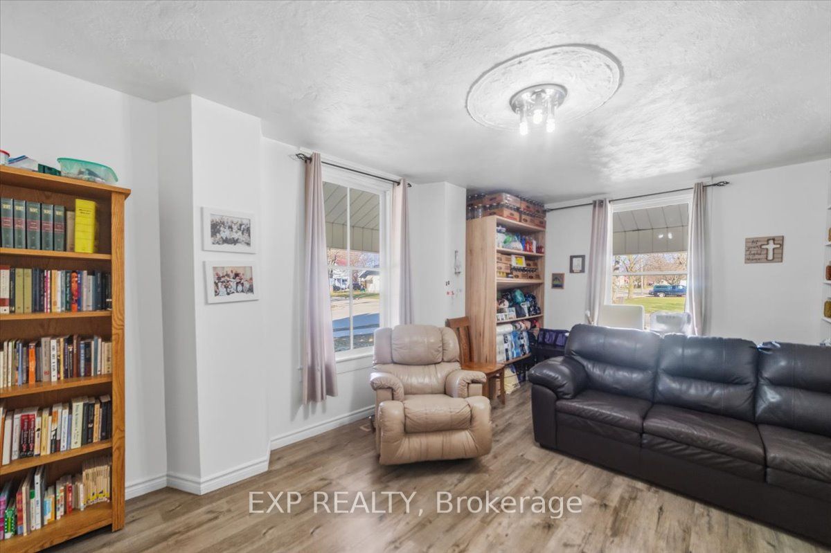 Photo 33 of 36 Cedar Street, Aylmer — HOMEH