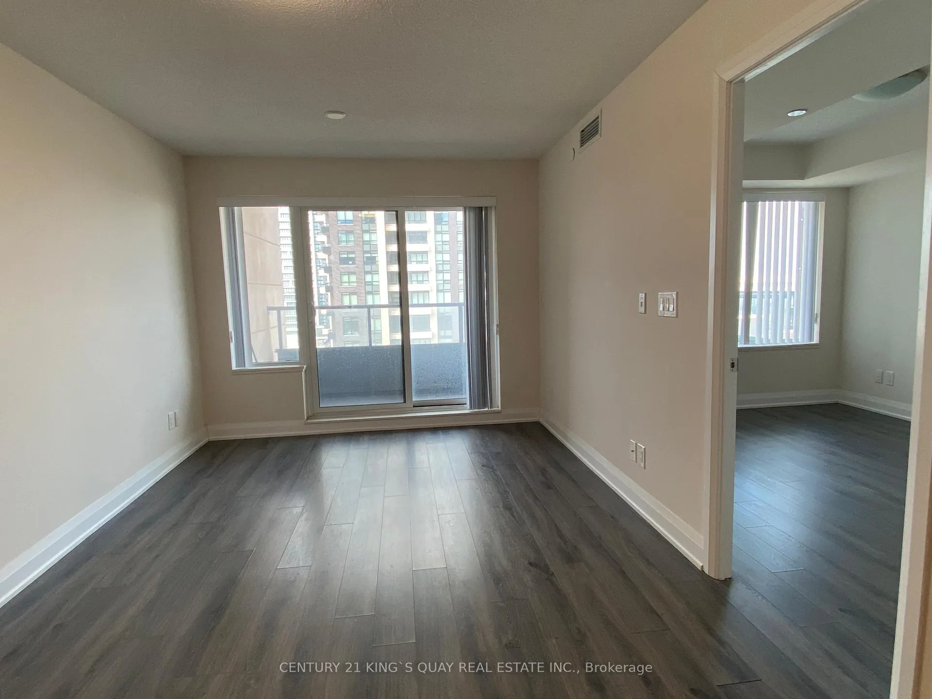 Photo 4 of Unit 1209, 18 Uptown Drive, Markham, Unionville — HOMEH