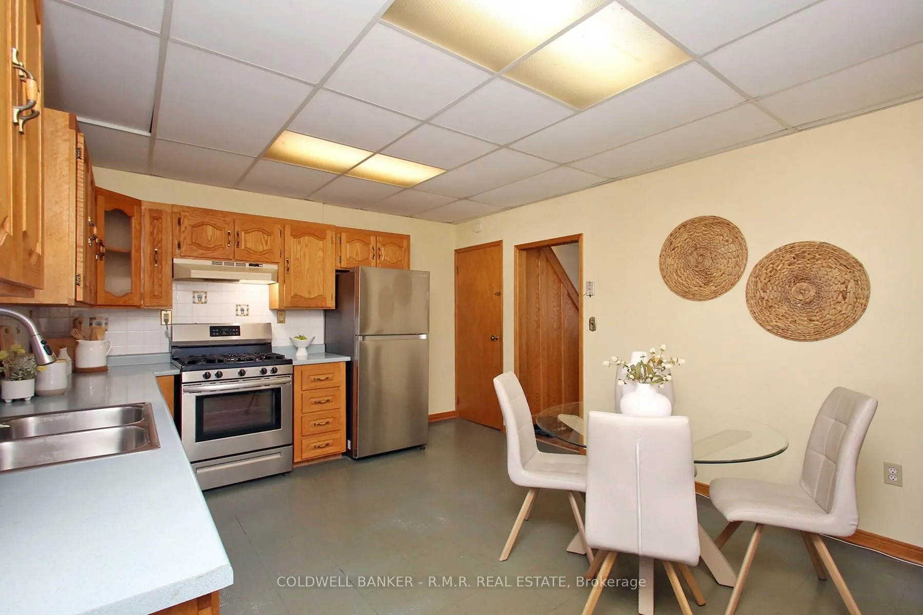Photo 15 of 168 Elliott Avenue, Oshawa, Vanier — HOMEH