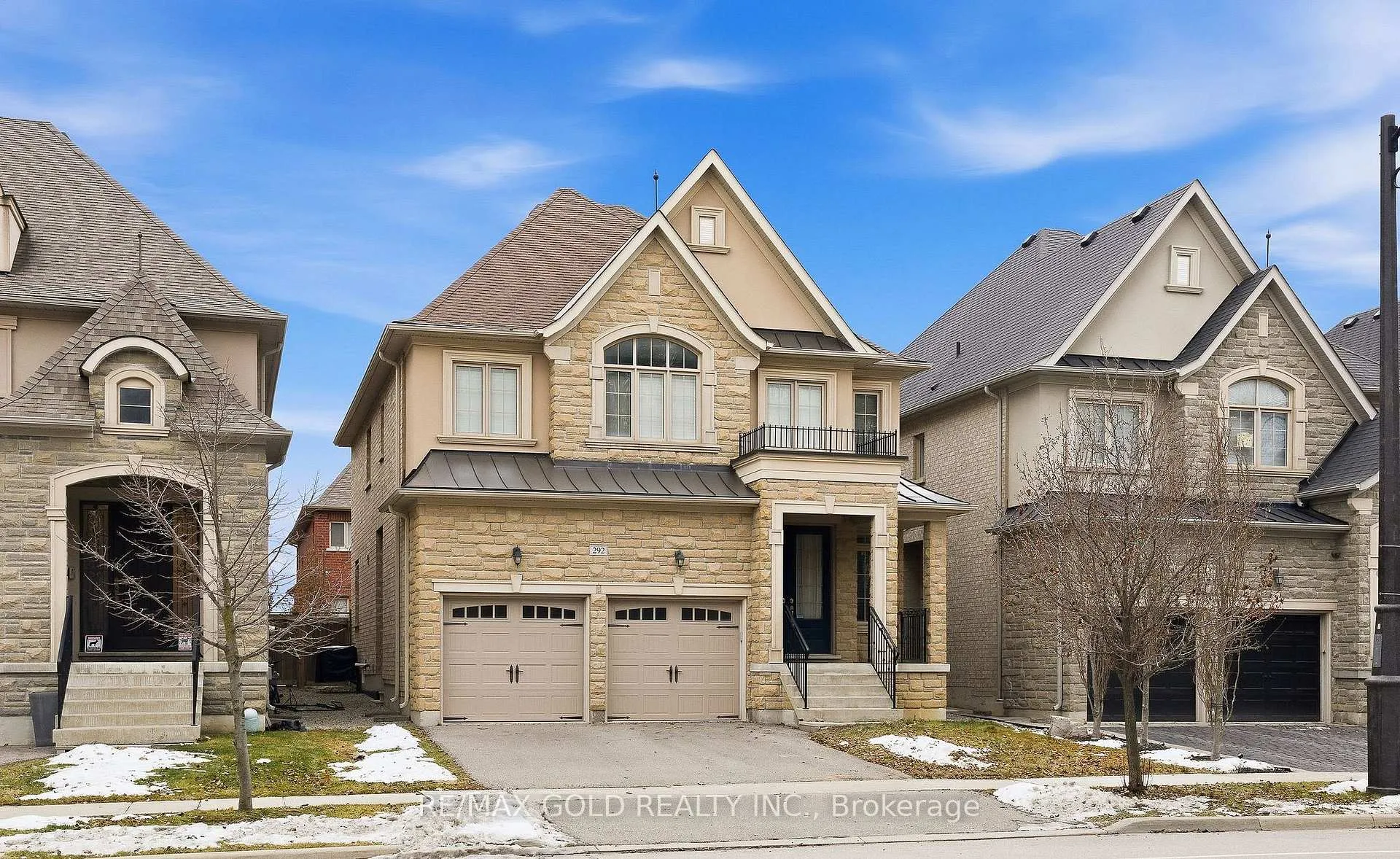 Photo 5 of 292 Poetry Drive, Vaughan, Vellore Village — HOMEH