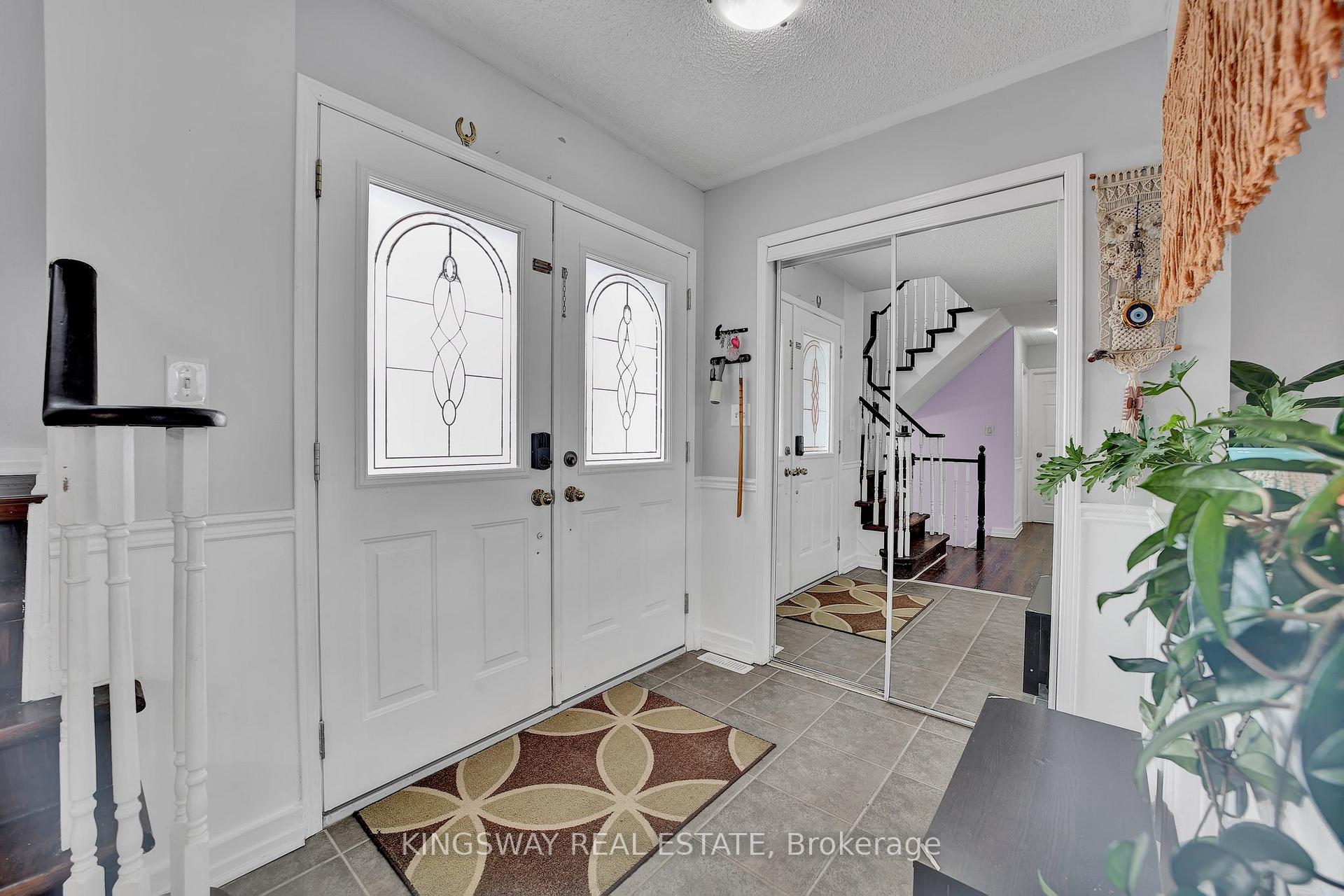 Photo 6 of 1139 Oriole Crescent, Innisfil, Alcona — HOMEH