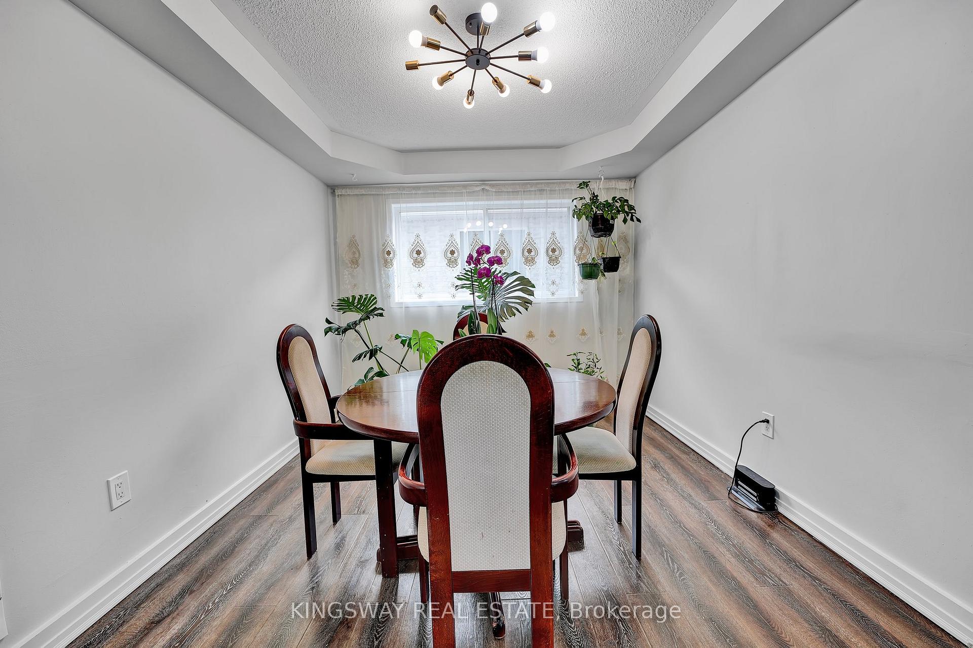 Photo 12 of 1139 Oriole Crescent, Innisfil, Alcona — HOMEH