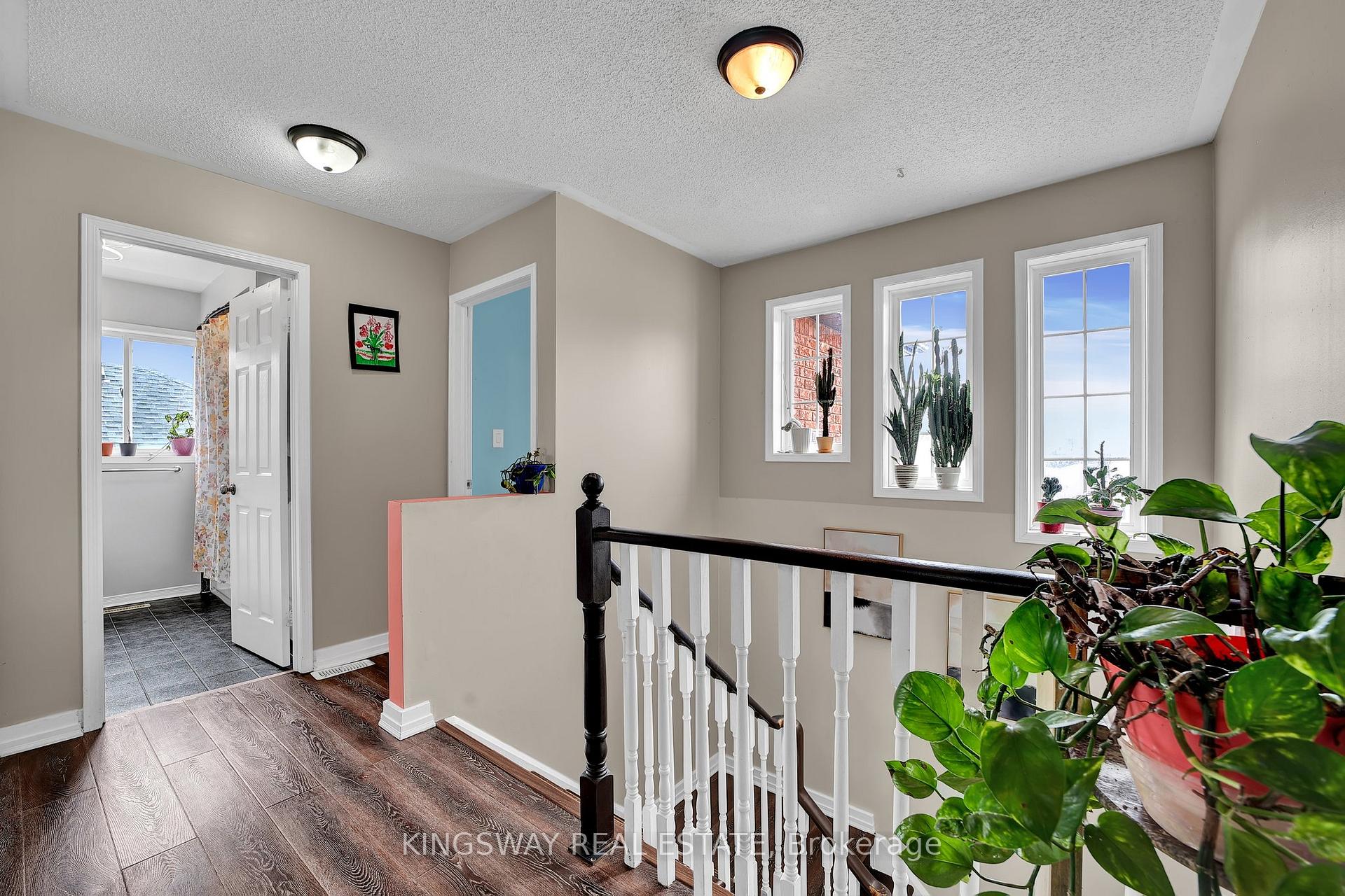 Photo 20 of 1139 Oriole Crescent, Innisfil, Alcona — HOMEH