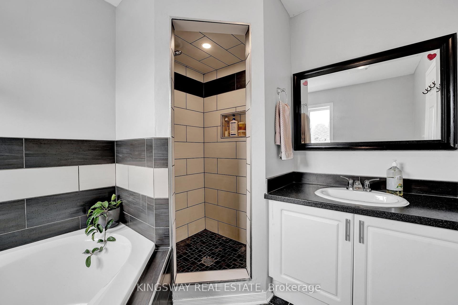 Photo 33 of 1139 Oriole Crescent, Innisfil, Alcona — HOMEH