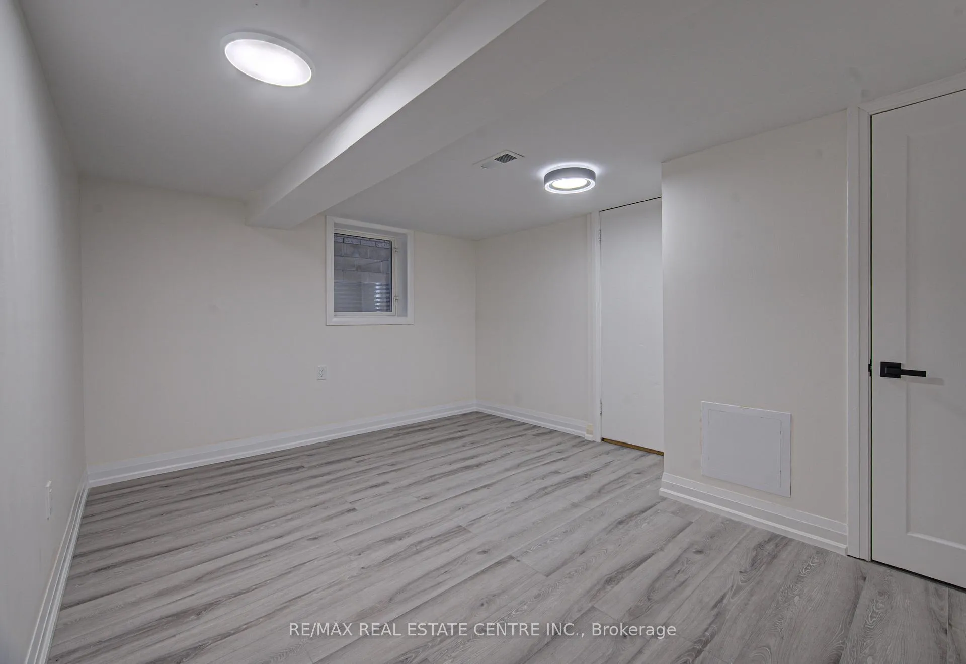 Photo 19 of 383 Rexford Drive, Hamilton, Randall — HOMEH