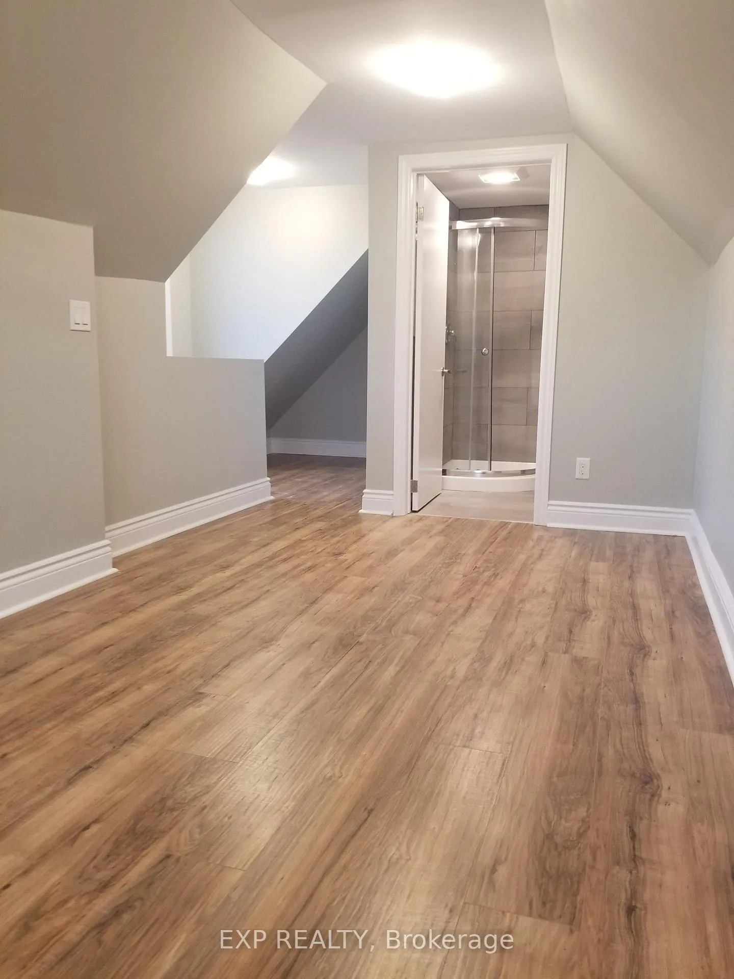 Photo 5 of Unit 2, 92 Norman Street, Ottawa, West Centre Town — HOMEH