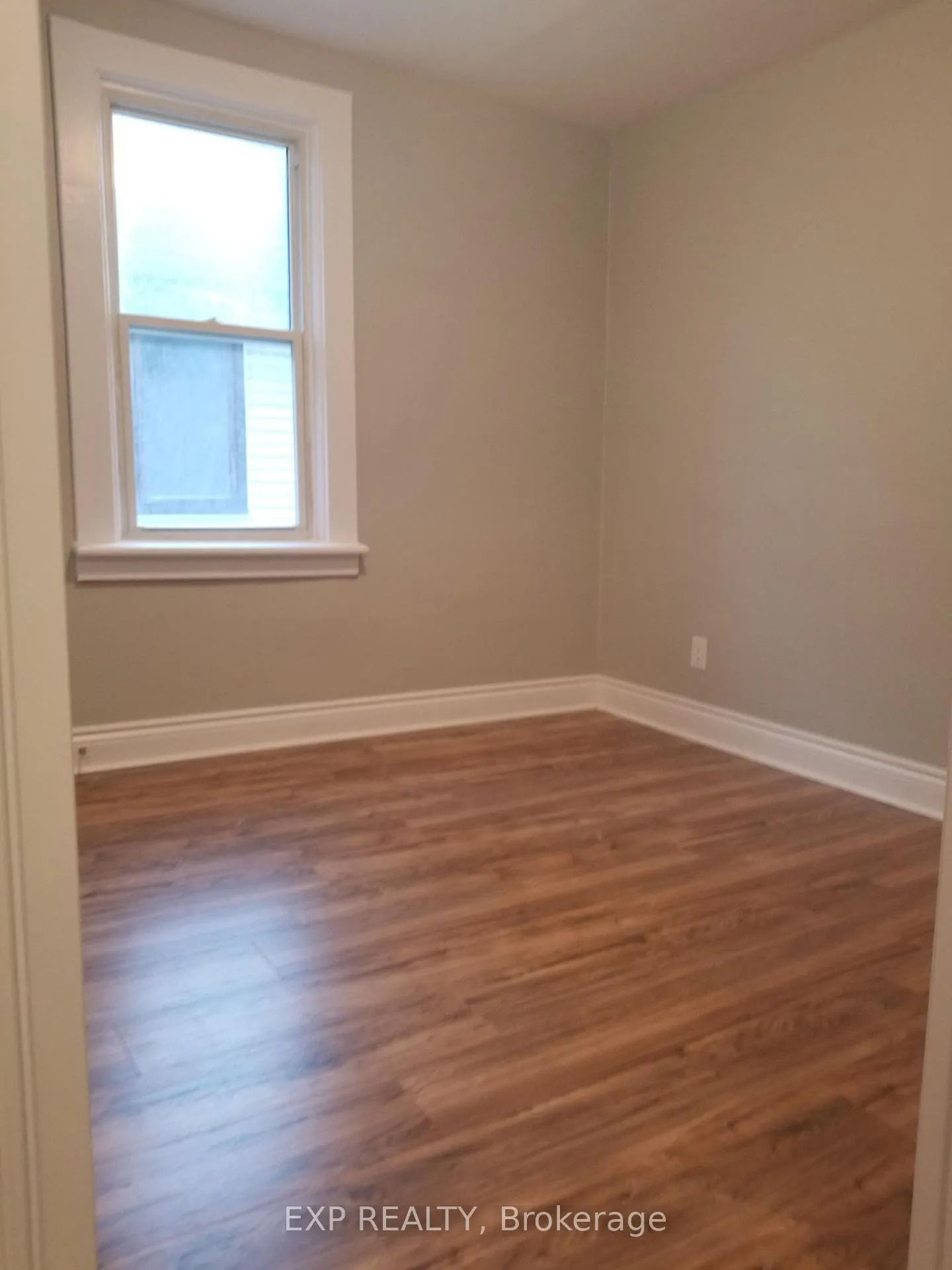 Photo 9 of Unit 2, 92 Norman Street, Ottawa, West Centre Town — HOMEH