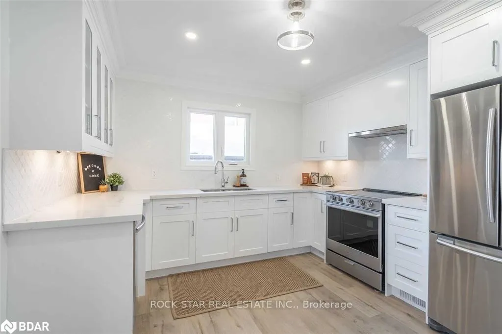 Photo 9 of Unit UPPER, 1 Edward Street, Hamilton, Stipley — HOMEH