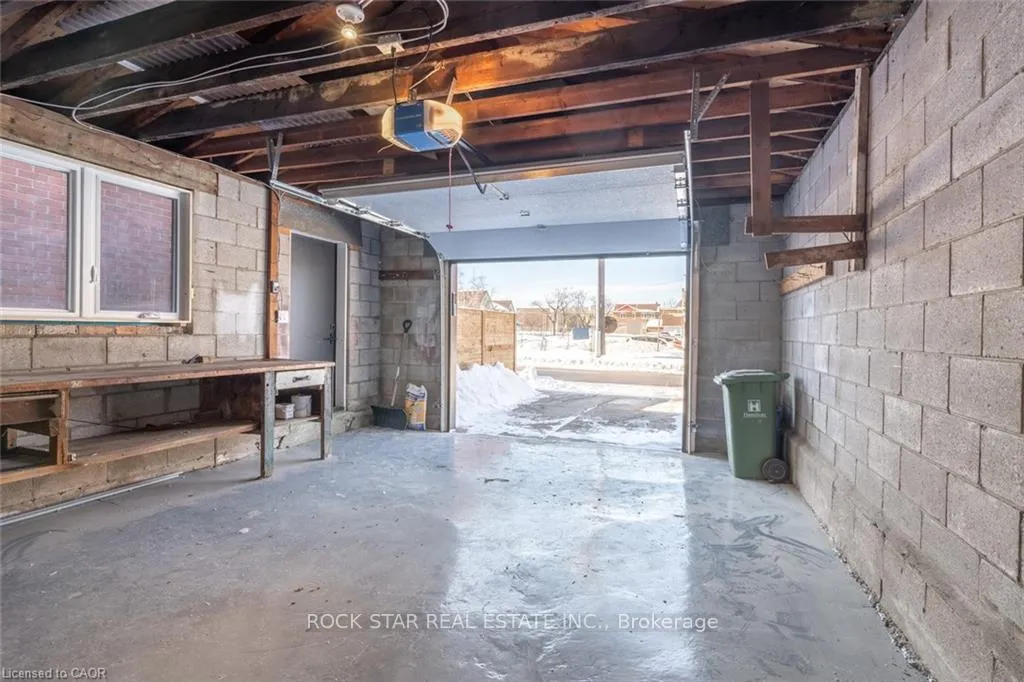 Photo 26 of Unit UPPER, 1 Edward Street, Hamilton, Stipley — HOMEH