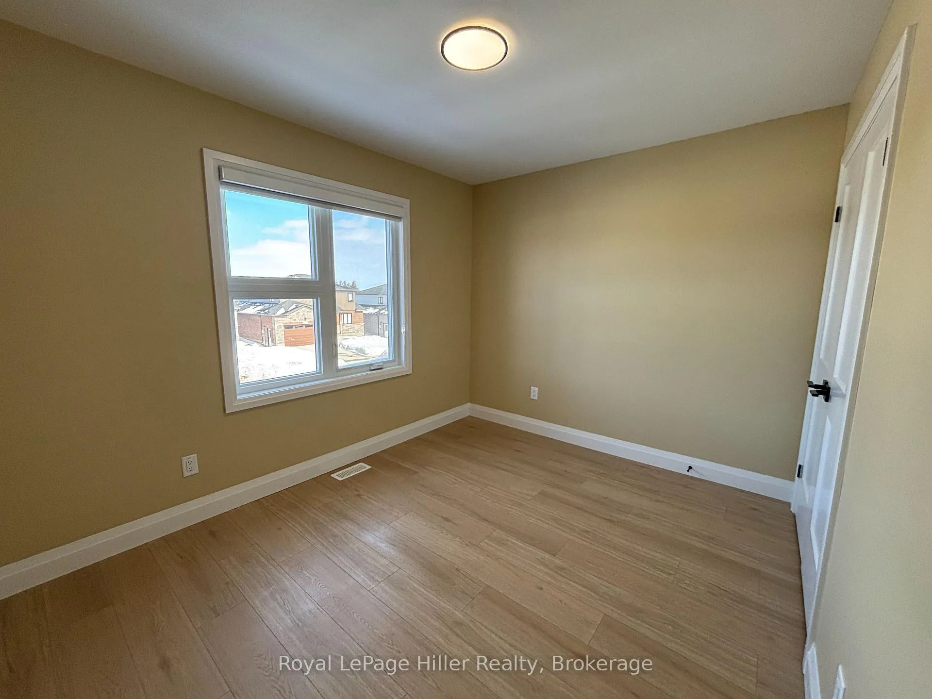 Photo 18 of Unit Upper, 141 Pugh Street, Perth East, Mornington — HOMEH
