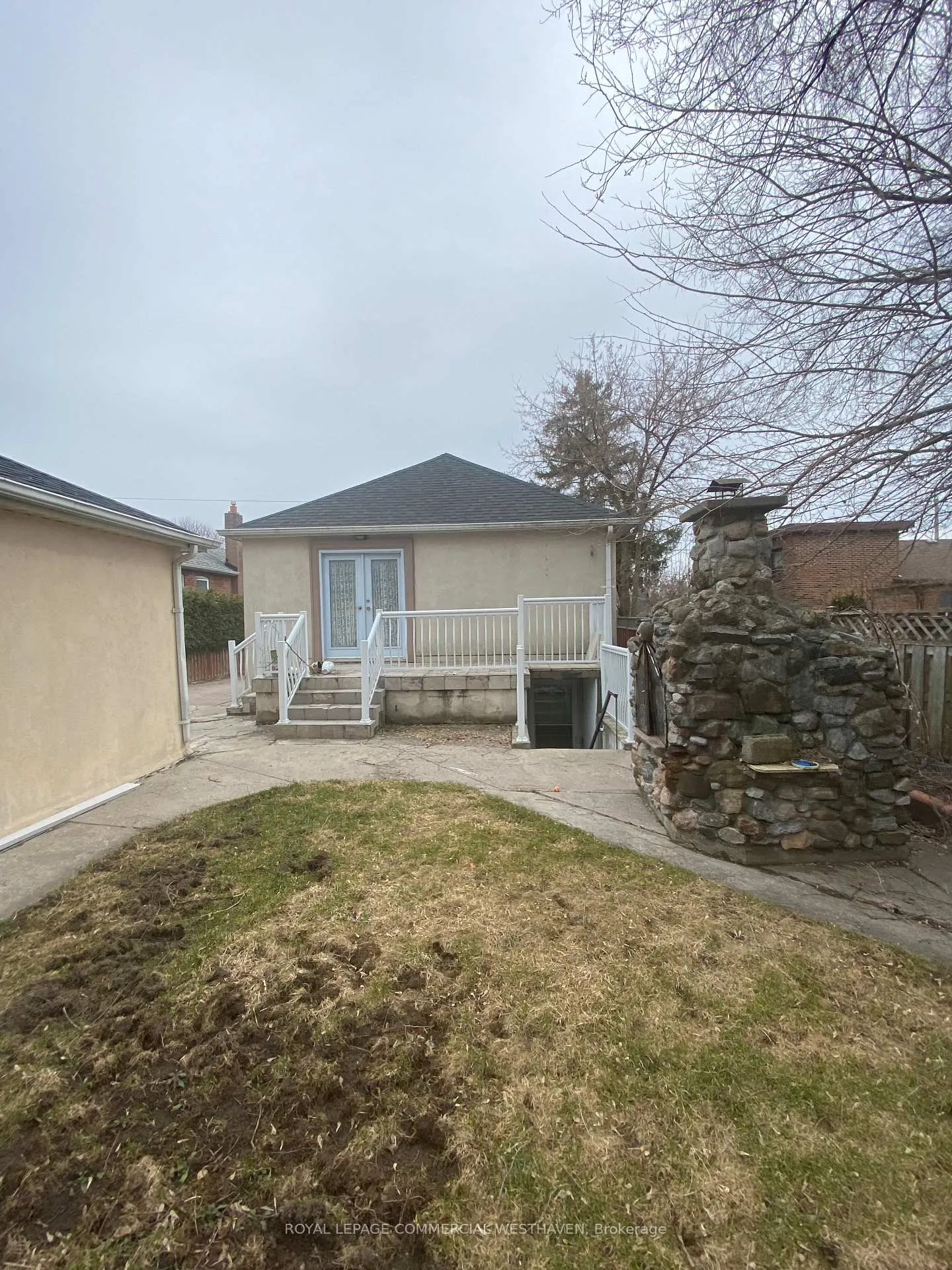 Photo 3 of 16 Peard Road, Toronto, O'Connor-Parkview — HOMEH