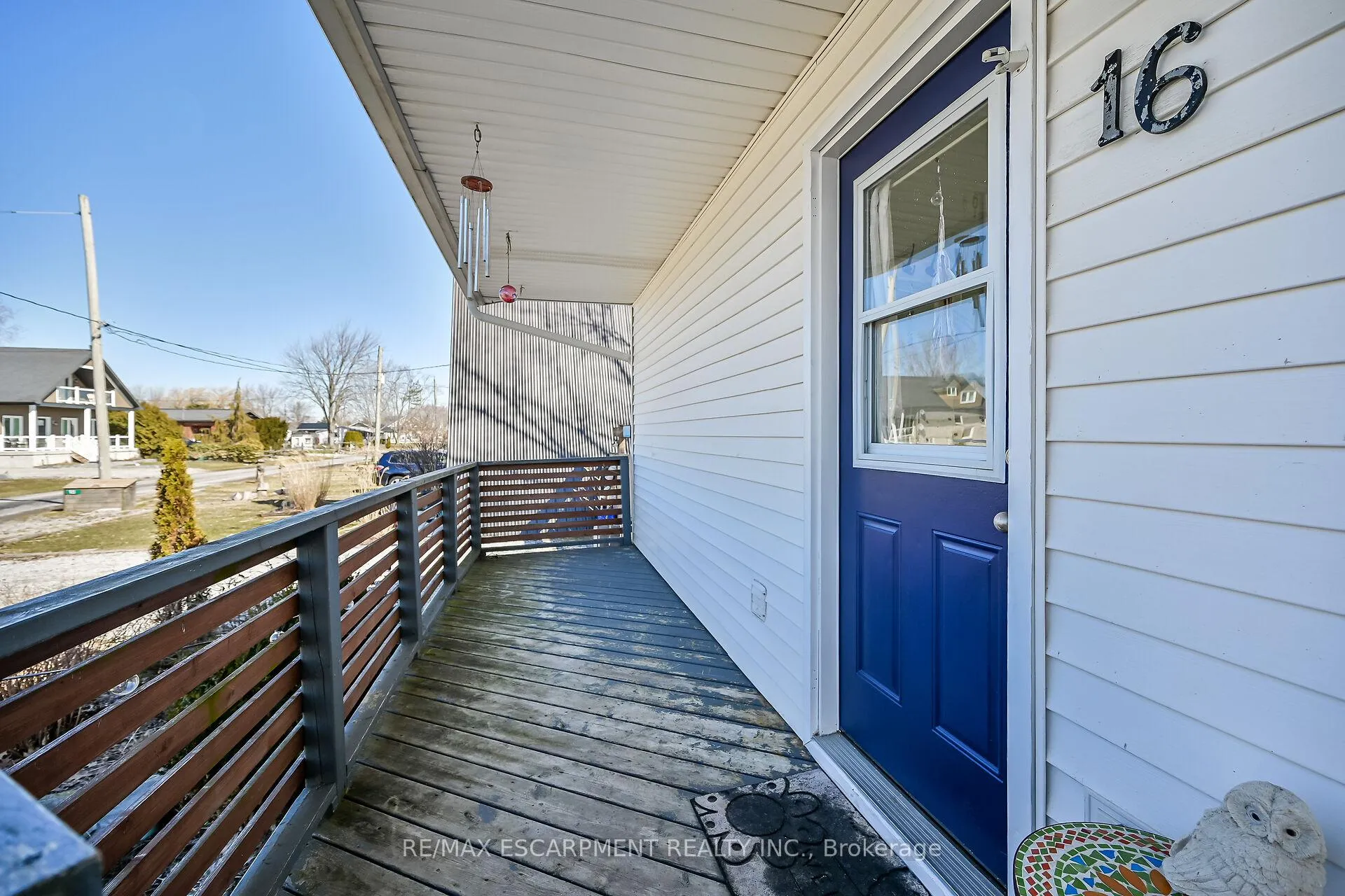 Photo 3 of 16 Wilcox Drive, Haldimand, Nanticoke — HOMEH