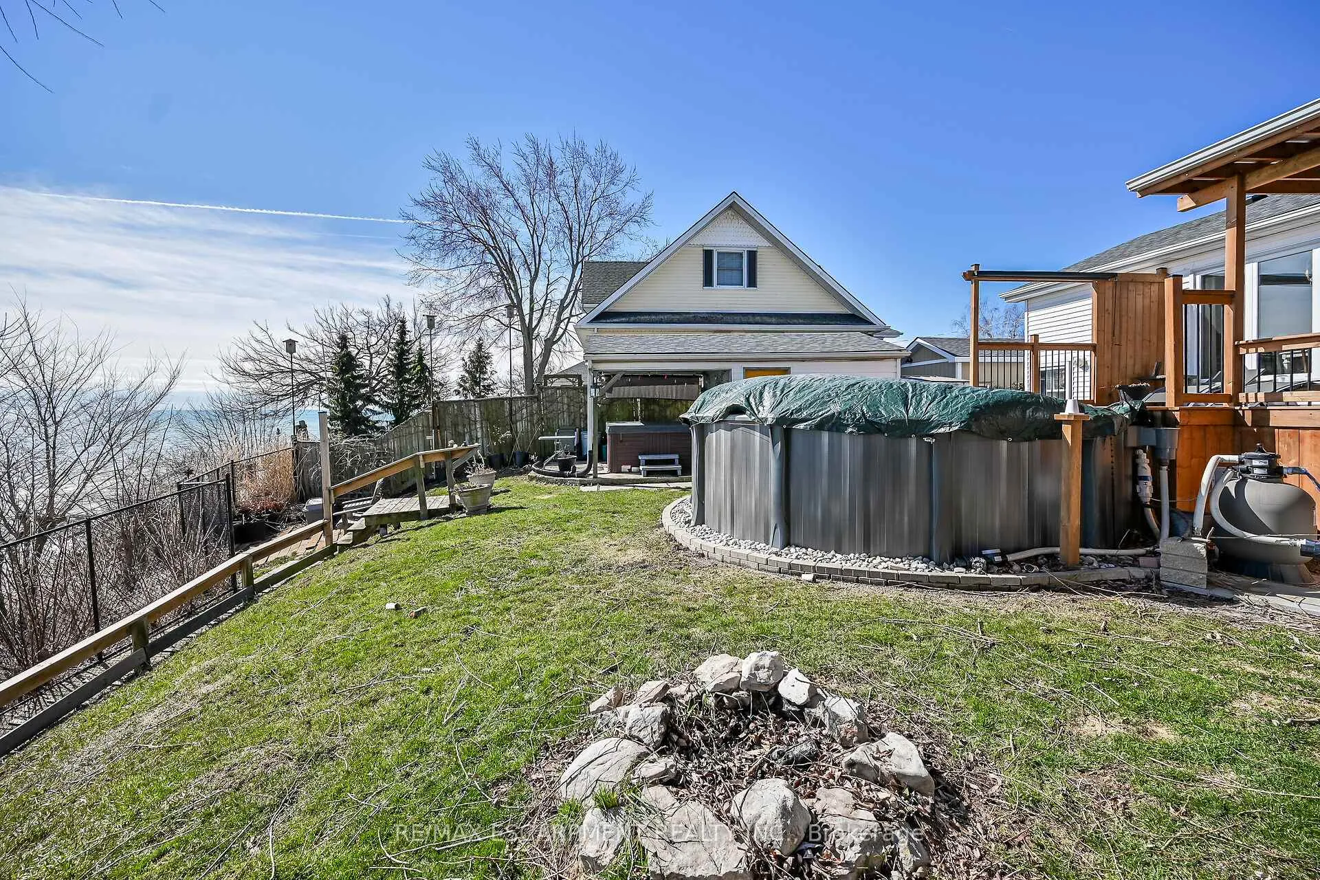 Photo 37 of 16 Wilcox Drive, Haldimand, Nanticoke — HOMEH