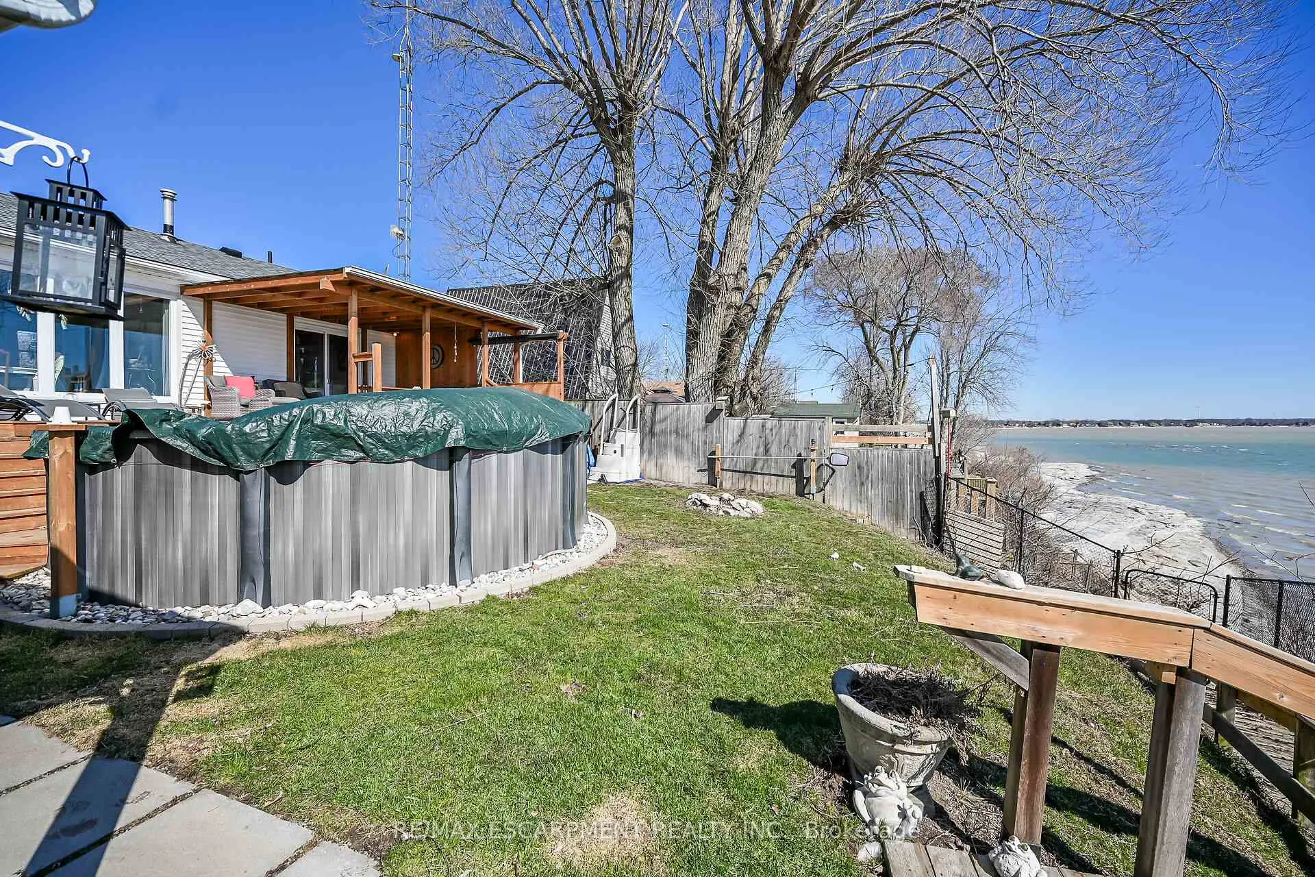 Photo 40 of 16 Wilcox Drive, Haldimand, Nanticoke — HOMEH