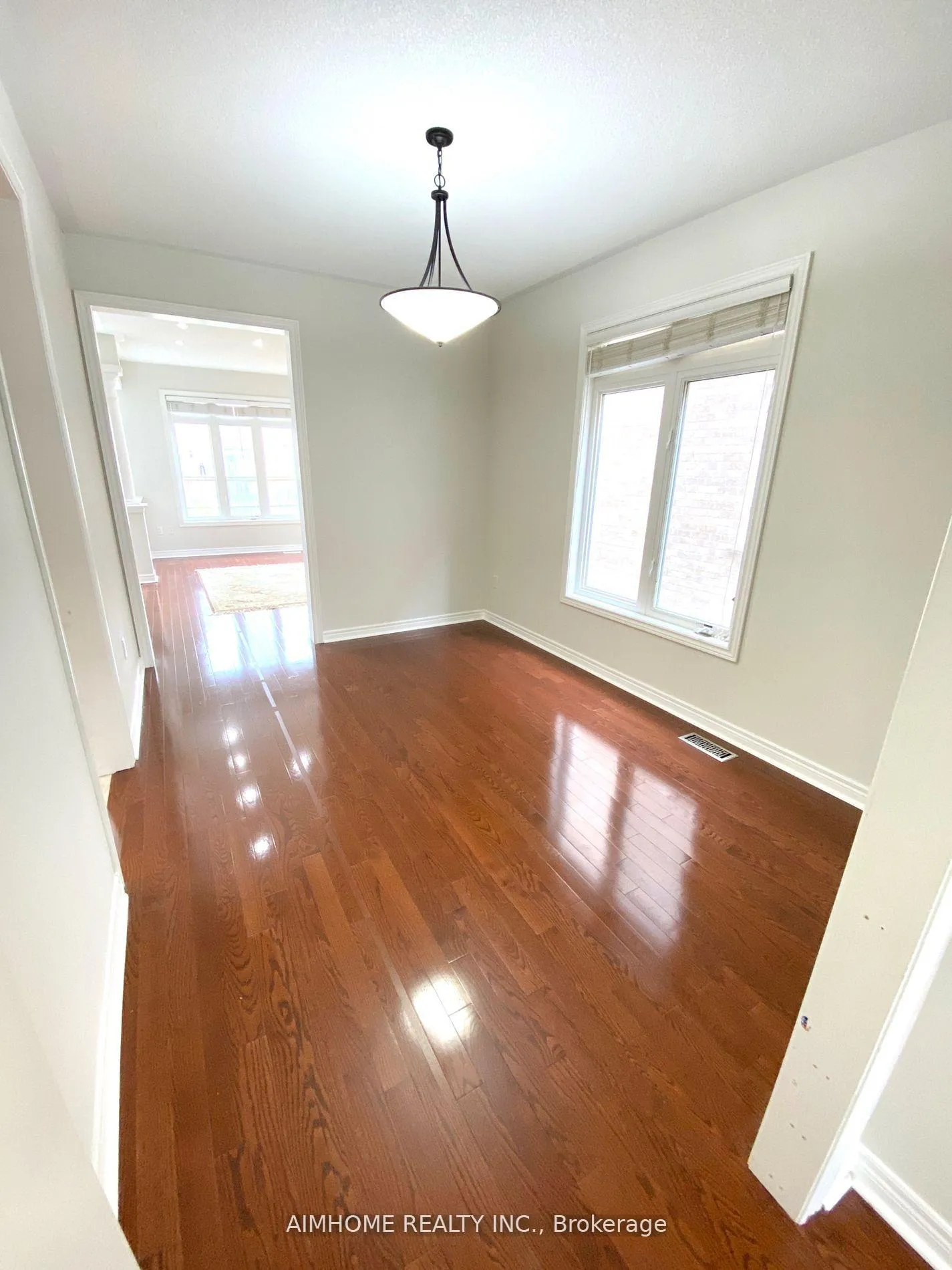 Photo 9 of 17 Littleriver Court, Vaughan, Patterson — HOMEH