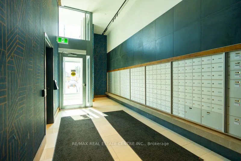 Photo 3 of Unit 201, 2782 Barton Street, Hamilton, Riverdale — HOMEH