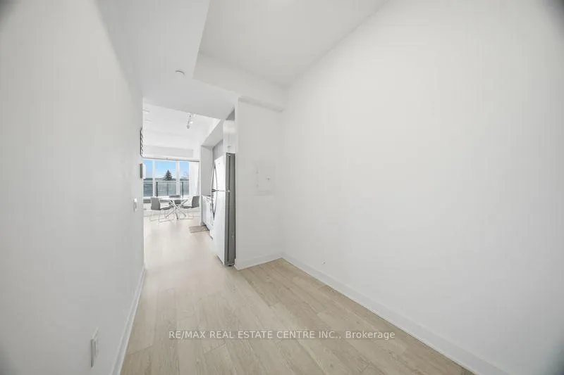 Photo 8 of Unit 201, 2782 Barton Street, Hamilton, Riverdale — HOMEH