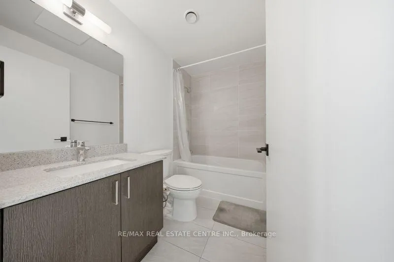 Photo 9 of Unit 201, 2782 Barton Street, Hamilton, Riverdale — HOMEH