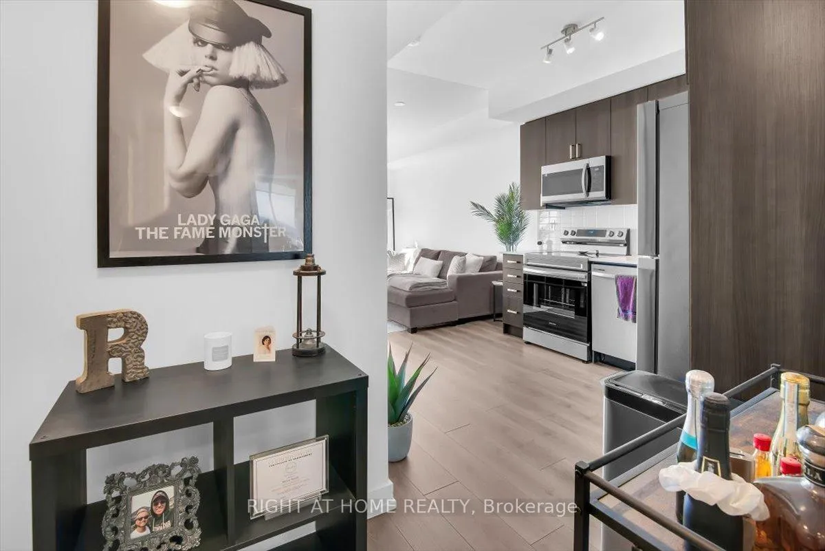 Photo 4 of Unit 2503, 1435 Celebration Drive, Pickering, Bay Ridges — HOMEH