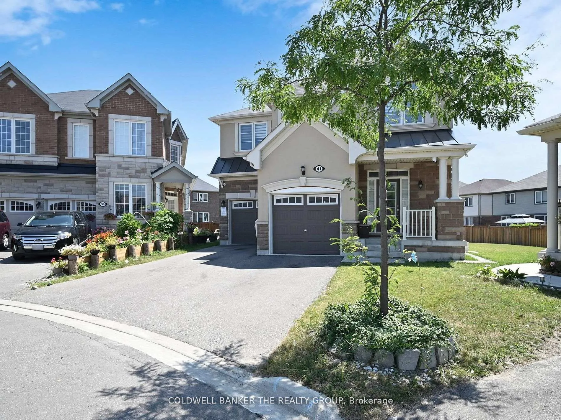 Photo 3 of 41 Averill Road, Brampton, Northwest Brampton — HOMEH
