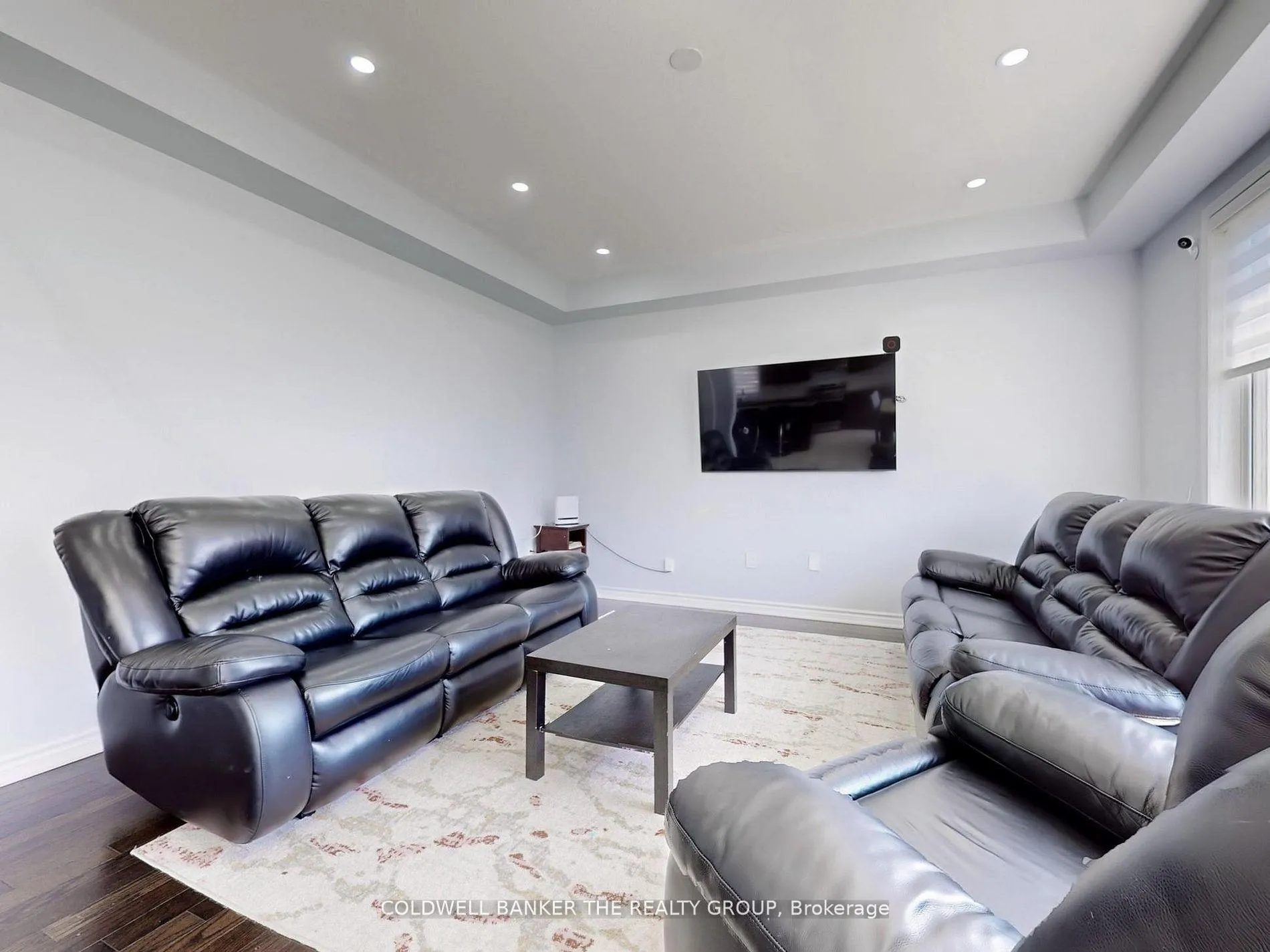 Photo 8 of 41 Averill Road, Brampton, Northwest Brampton — HOMEH