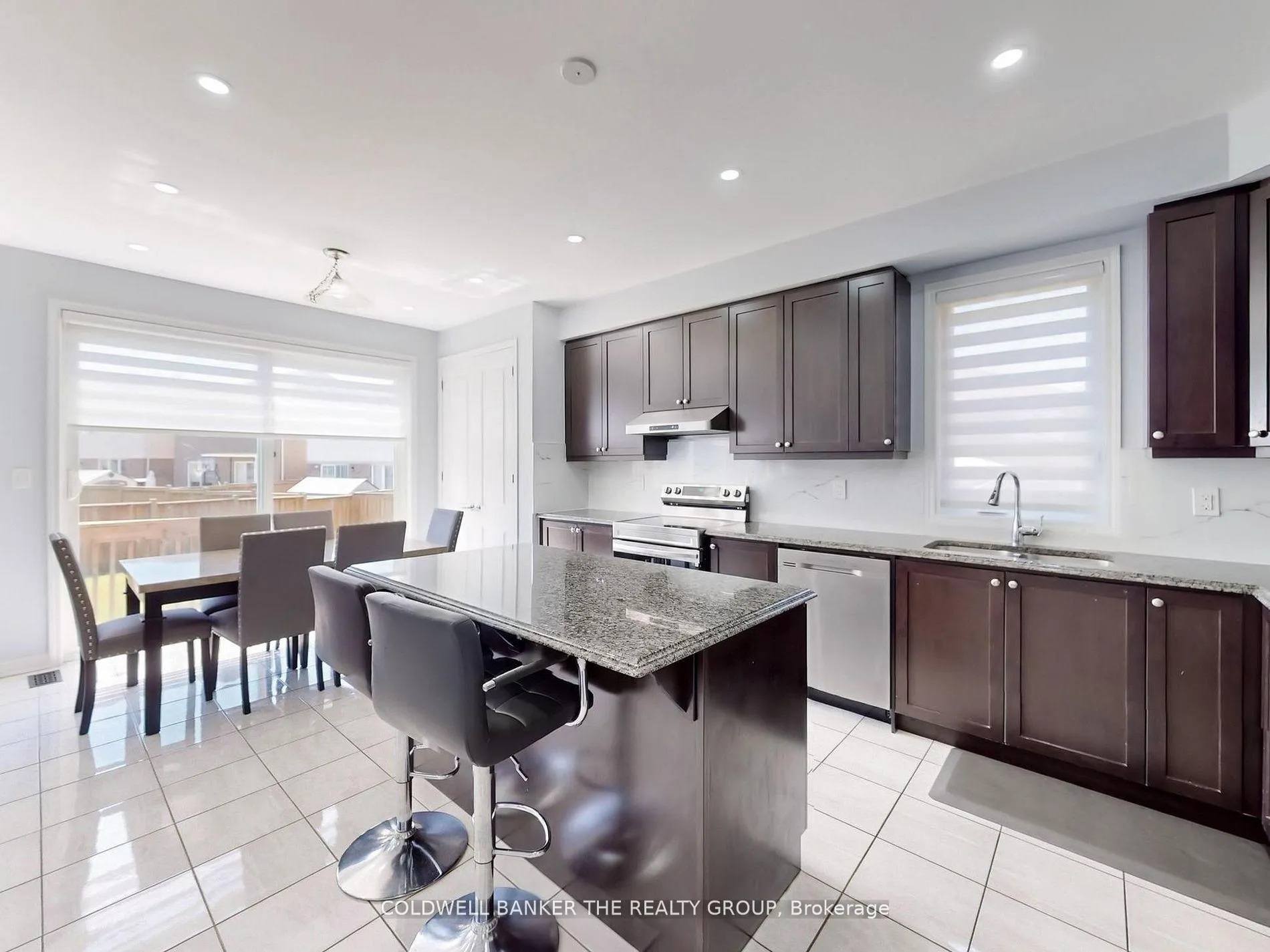 Photo 12 of 41 Averill Road, Brampton, Northwest Brampton — HOMEH