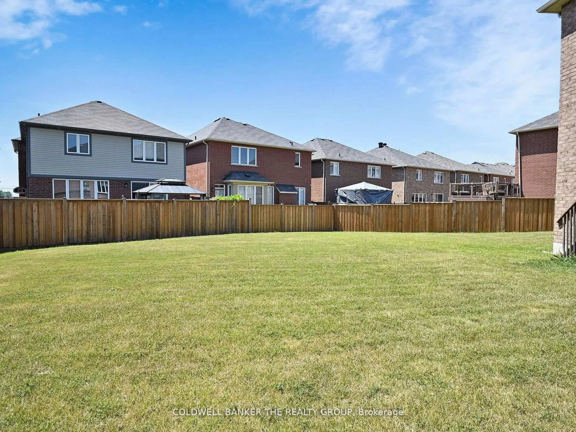 Photo 35 of 41 Averill Road, Brampton, Northwest Brampton — HOMEH
