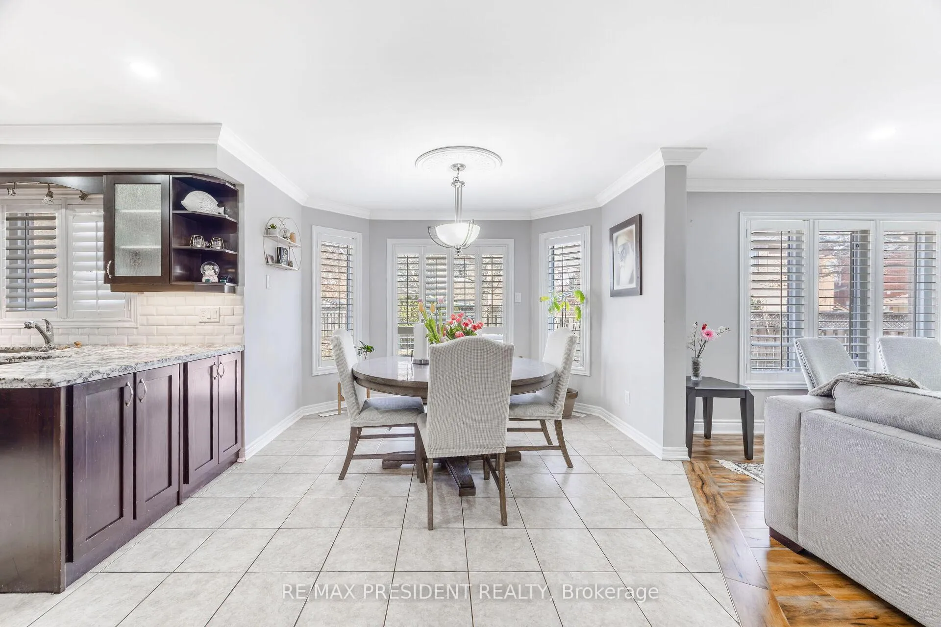 Photo 11 of 14 Samuel Crescent, Halton Hills, Georgetown — HOMEH