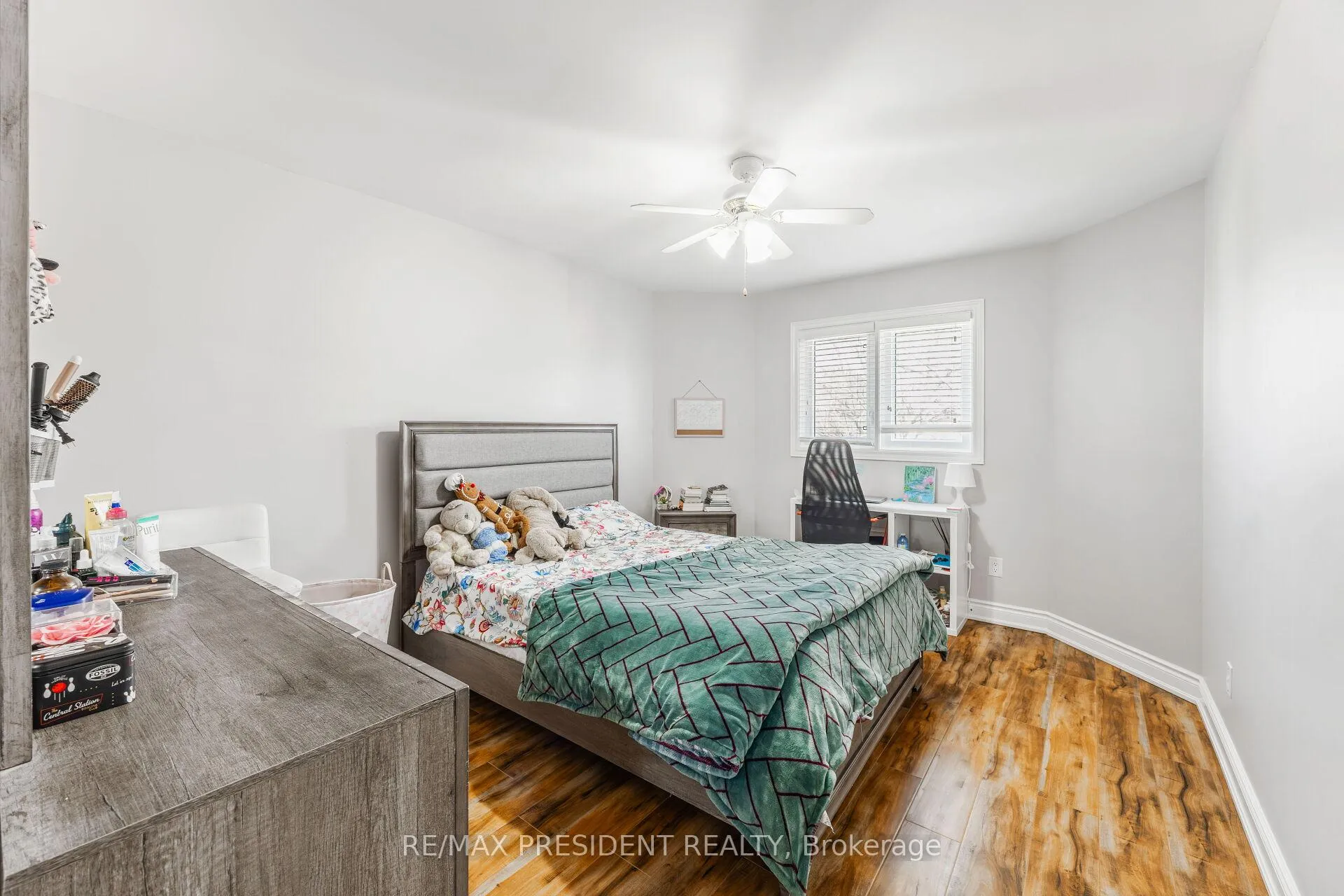 Photo 31 of 14 Samuel Crescent, Halton Hills, Georgetown — HOMEH