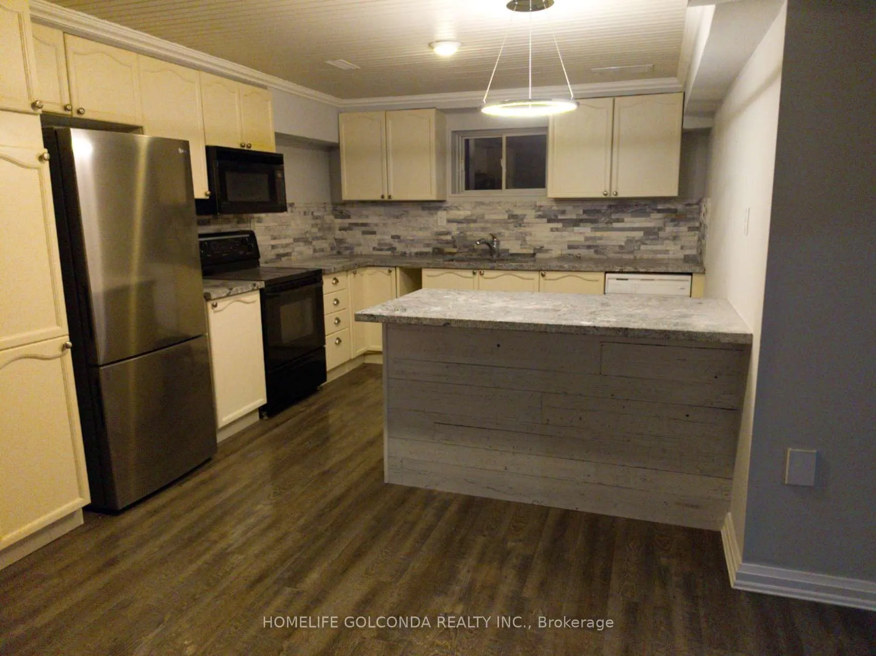 Photo 6 of Unit Basement, 55 Hawkins Drive, Barrie, Ardagh — HOMEH