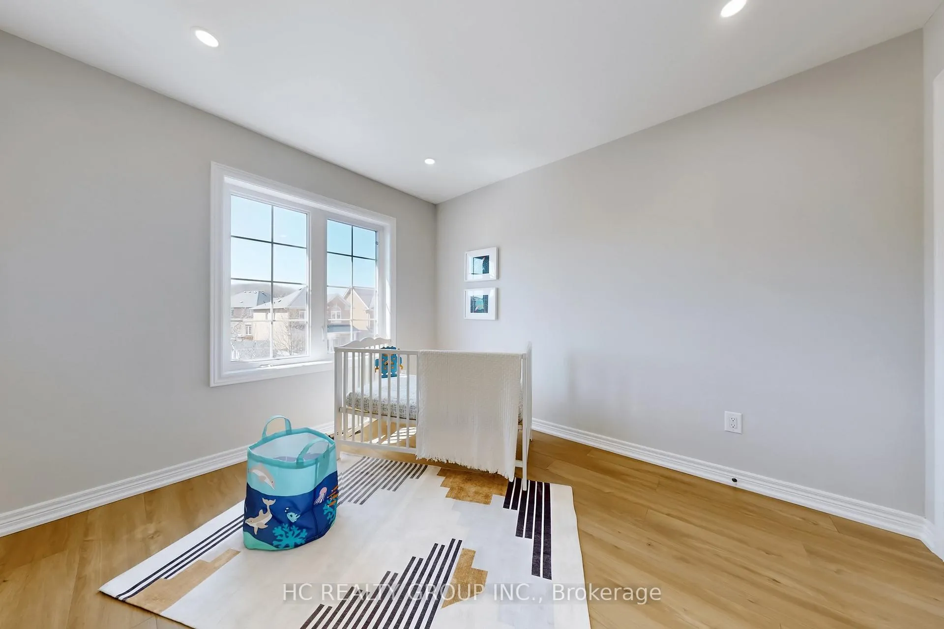 Photo 29 of 206 Wolf Creek Crescent, Vaughan, Patterson — HOMEH