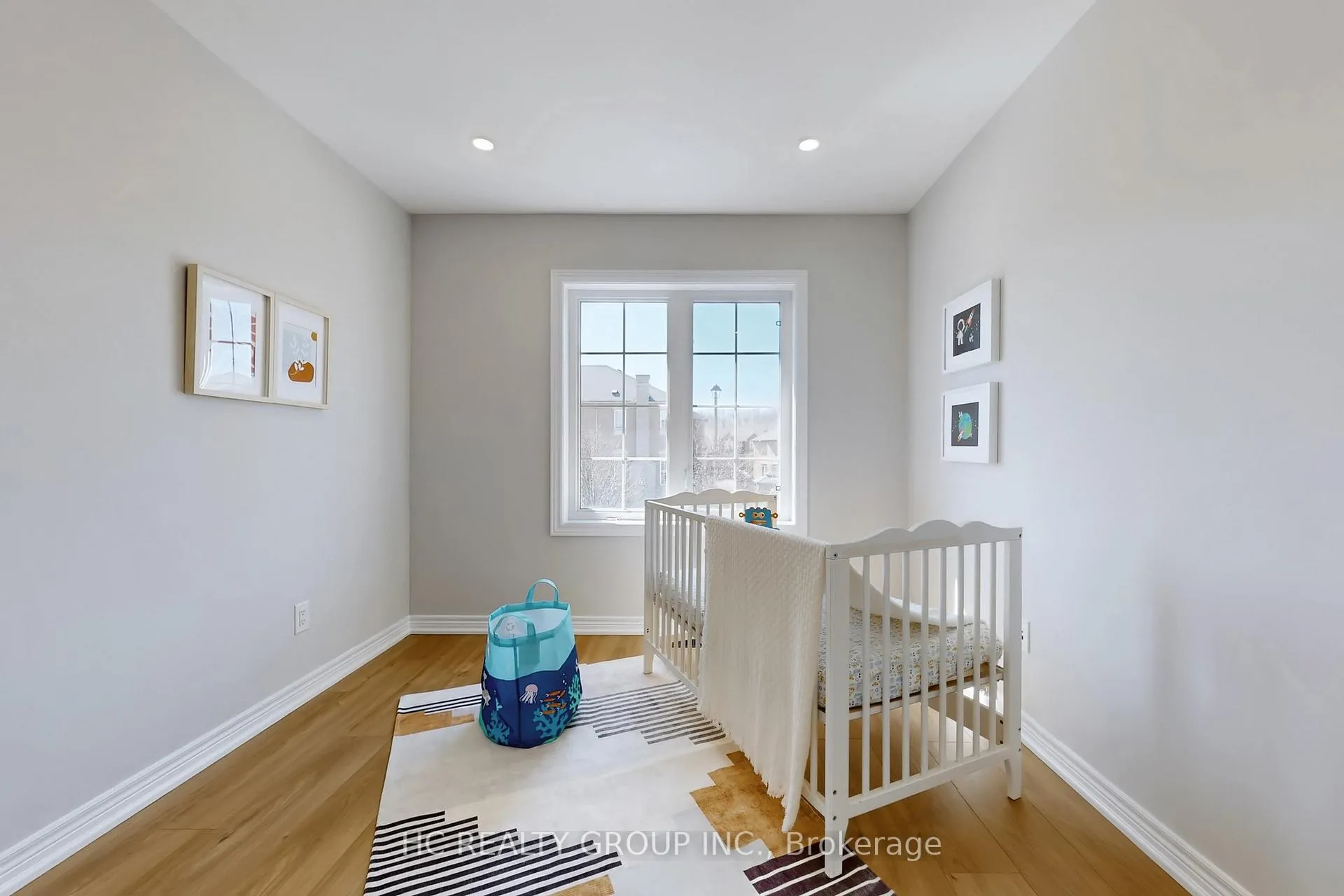 Photo 30 of 206 Wolf Creek Crescent, Vaughan, Patterson — HOMEH