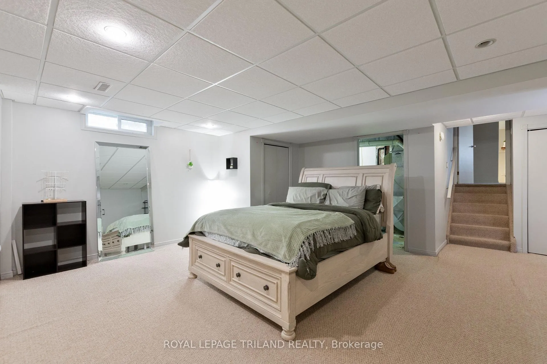 Photo 31 of 379 Sherwood Avenue, Central Elgin, Belmont — HOMEH