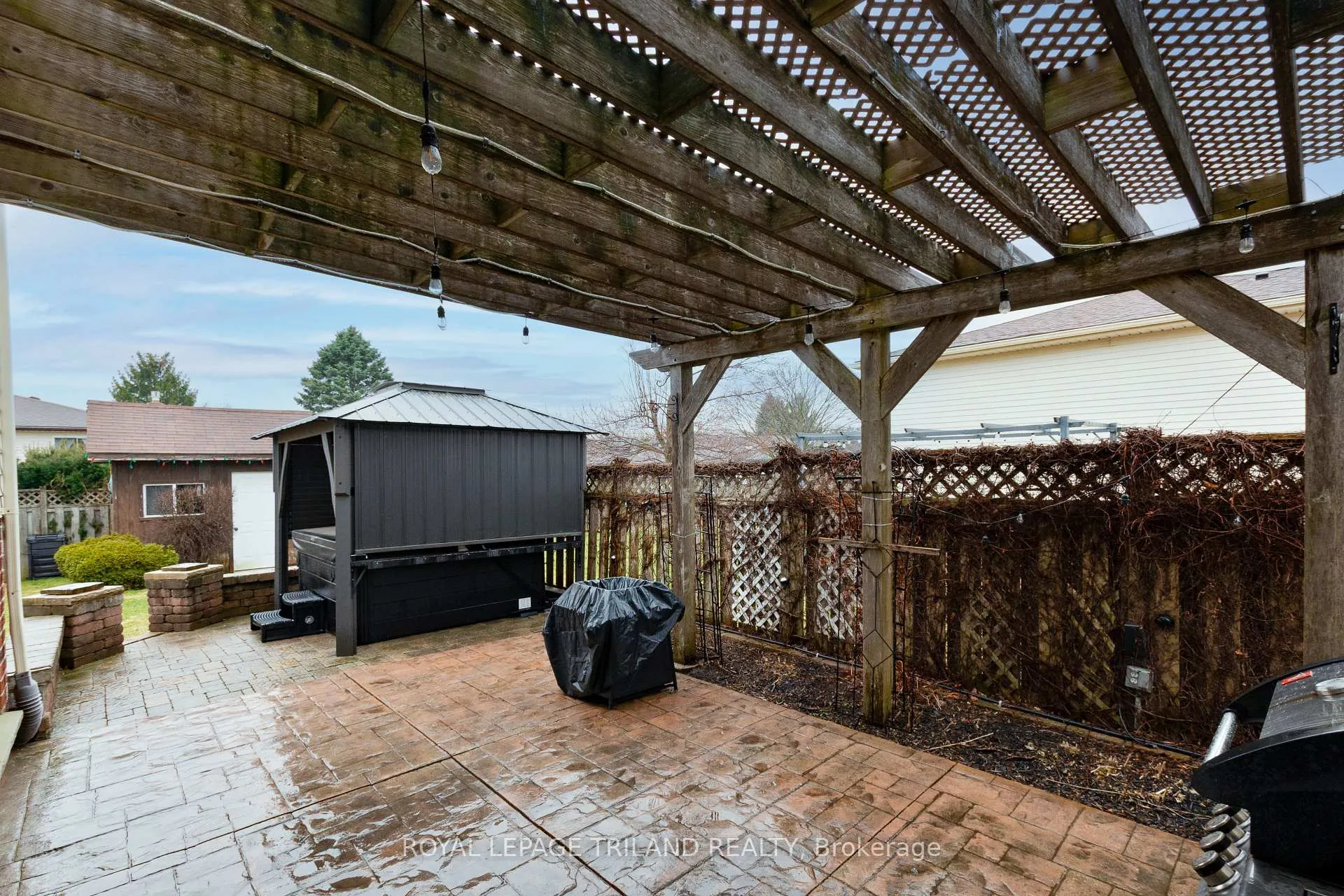 Photo 34 of 379 Sherwood Avenue, Central Elgin, Belmont — HOMEH
