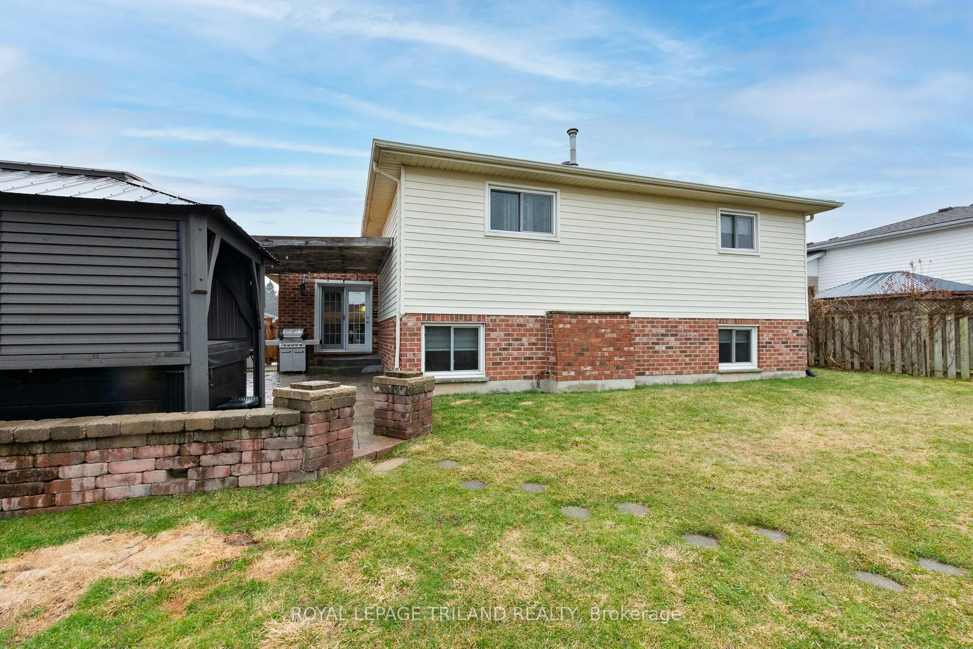 Photo 39 of 379 Sherwood Avenue, Central Elgin, Belmont — HOMEH