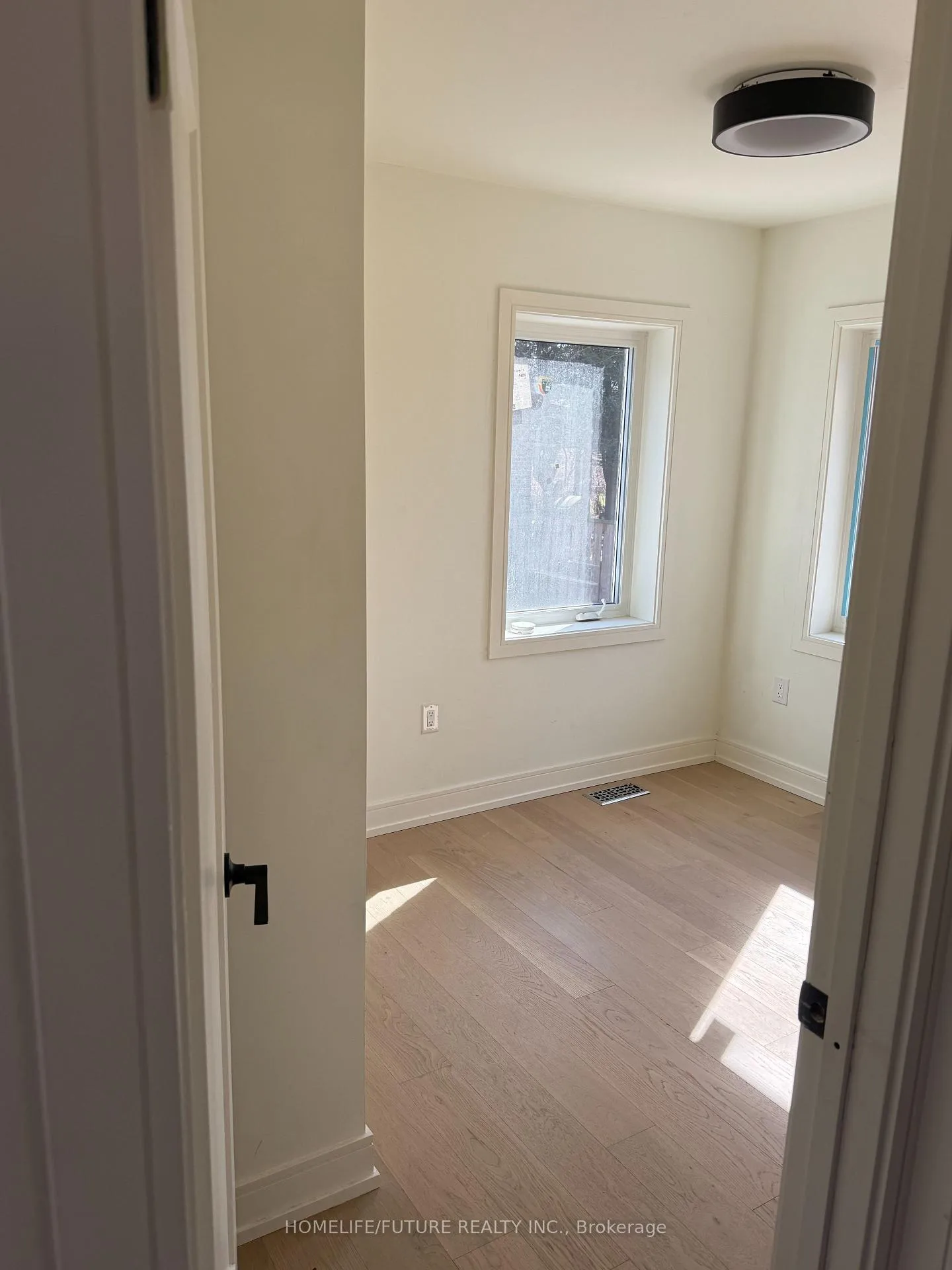 Photo 13 of Unit Main, 32 Homestead Road, Scarborough, West Hill — HOMEH