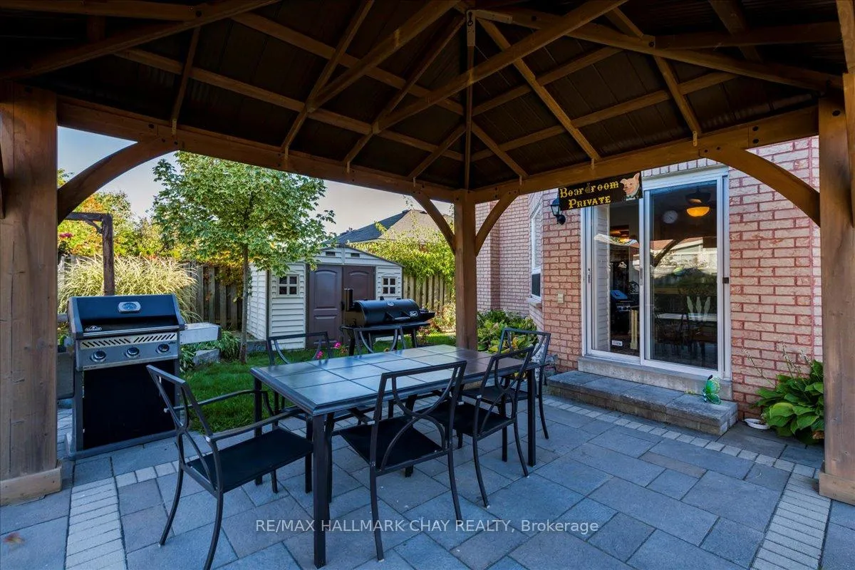 Photo 33 of 21 Barwick Drive, Barrie, West Bayfield — HOMEH