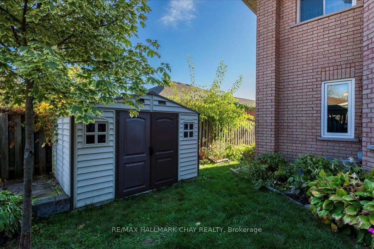 Photo 35 of 21 Barwick Drive, Barrie, West Bayfield — HOMEH