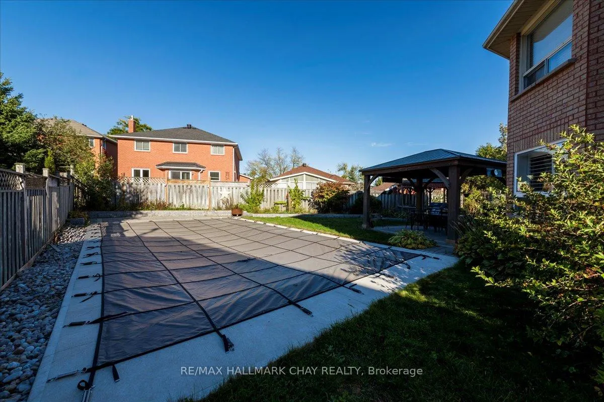 Photo 41 of 21 Barwick Drive, Barrie, West Bayfield — HOMEH