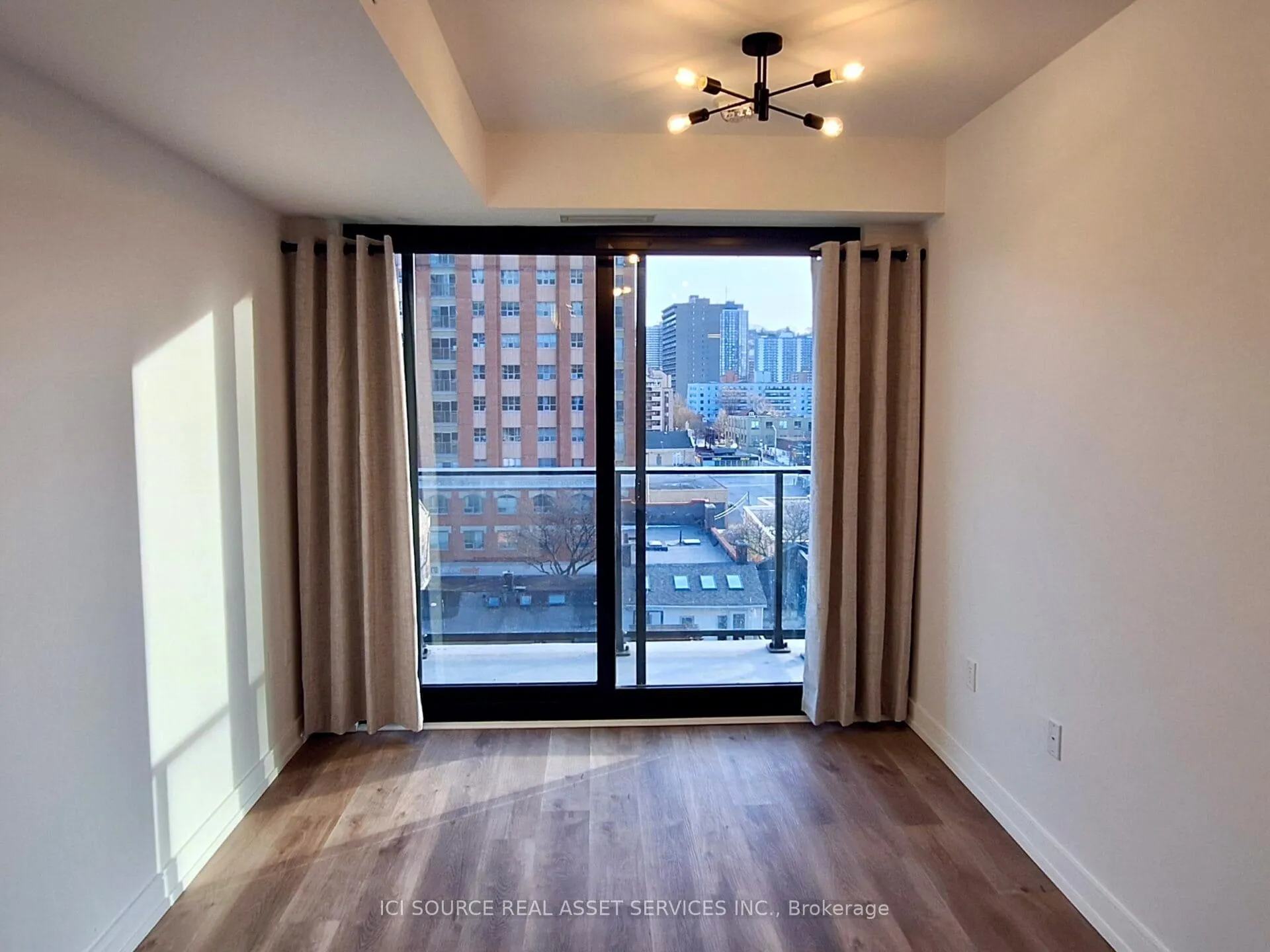 Photo 6 of Unit 708, 1 Jarvis Street, Hamilton, Beasley — HOMEH