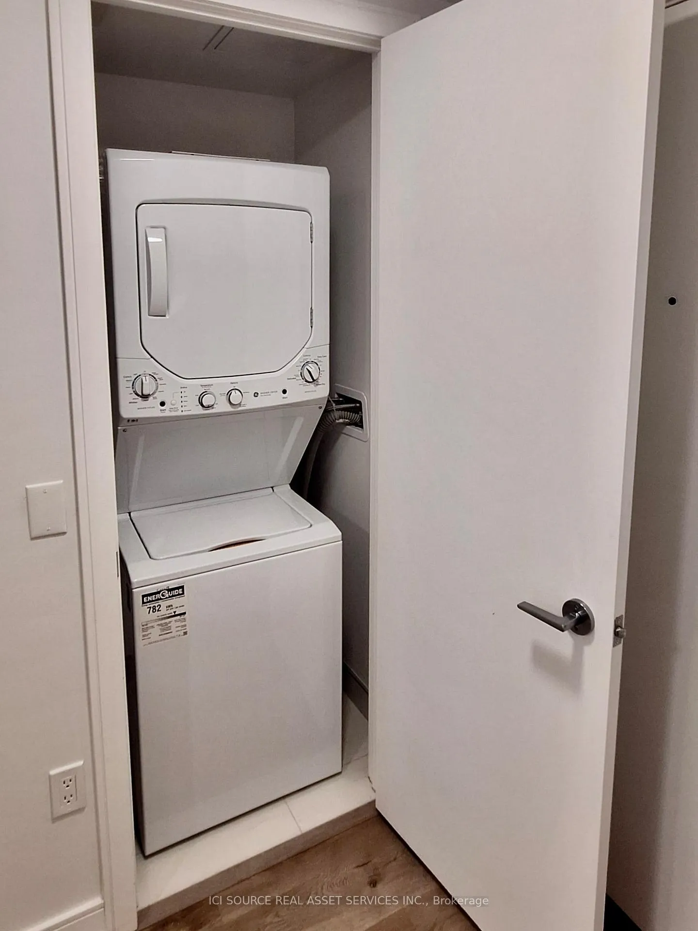 Photo 12 of Unit 708, 1 Jarvis Street, Hamilton, Beasley — HOMEH