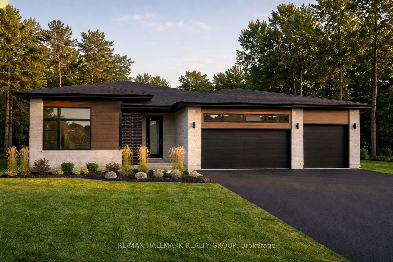 Photo 1 of 84 Chandelle Private, Ottawa, Huntley Ward (South East) — HOMEH