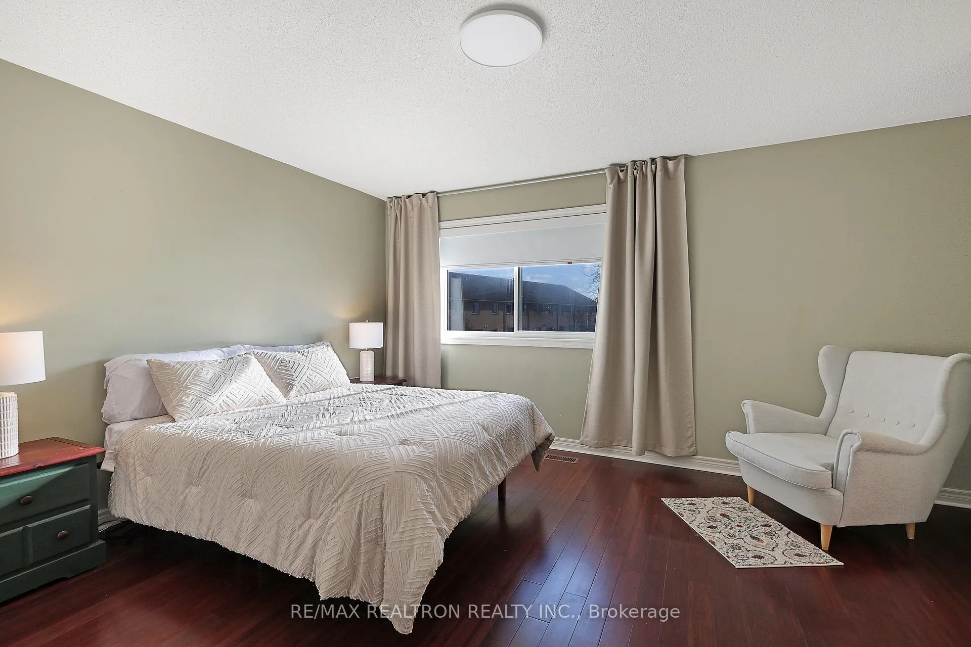 Photo 22 of 3044 Country Lane, Whitby, Williamsburg — HOMEH